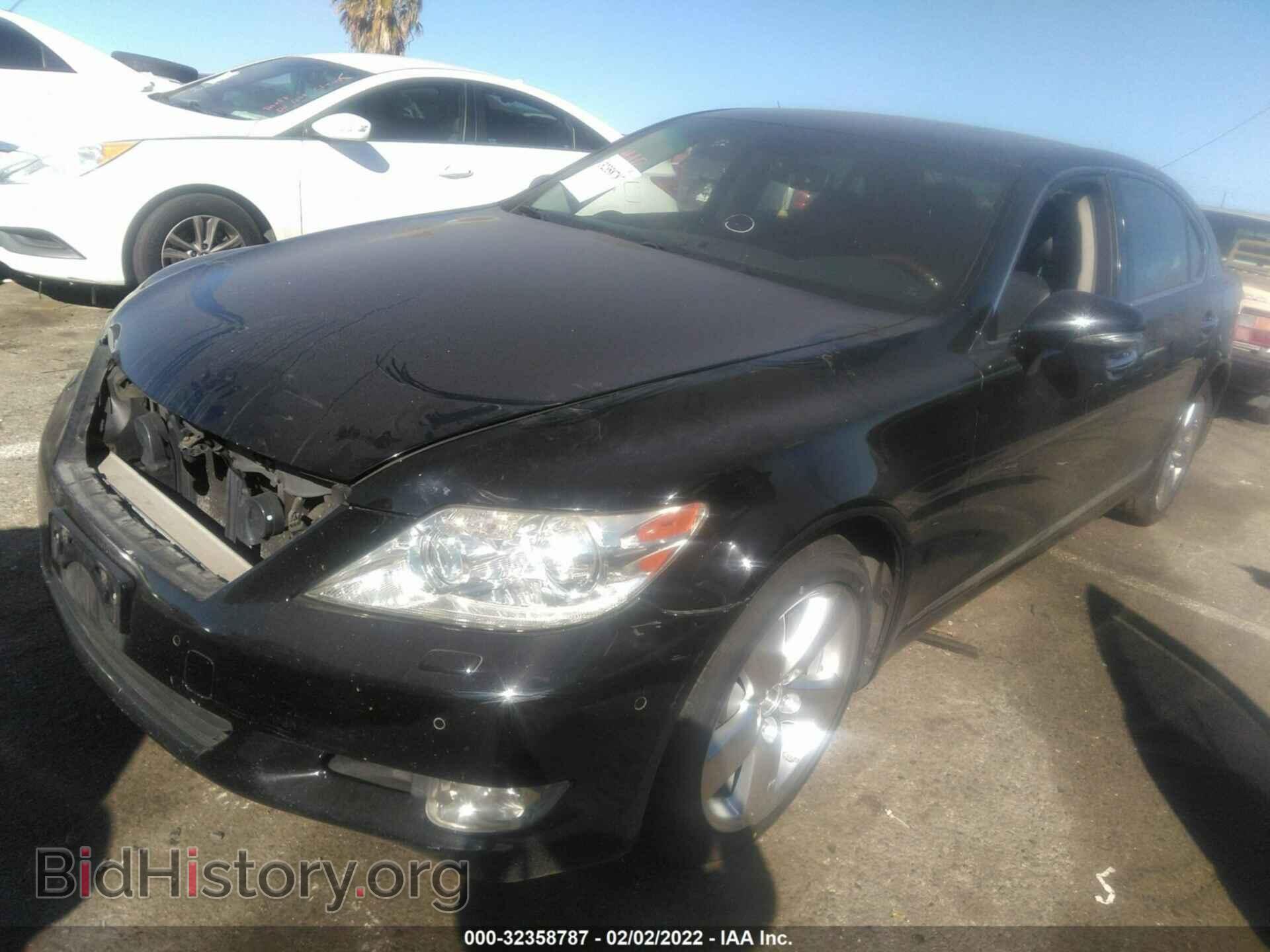 2010 LEXUS LS 460 - VIN: JTHGL5EF0A5037701 - Фото 2