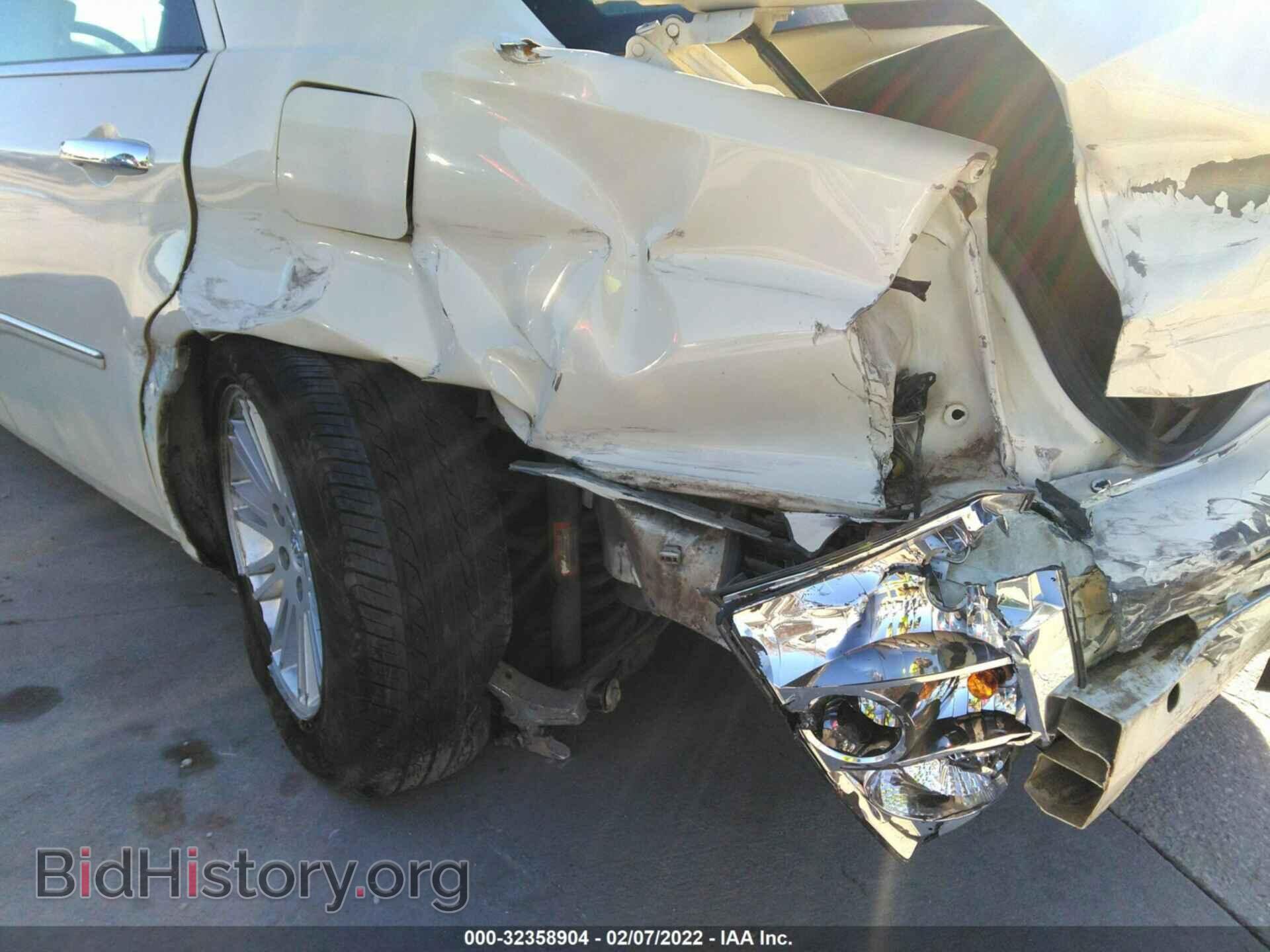 2010 CHRYSLER 300 - VIN: 2C3CA4CD9AH221808 - Фото 6