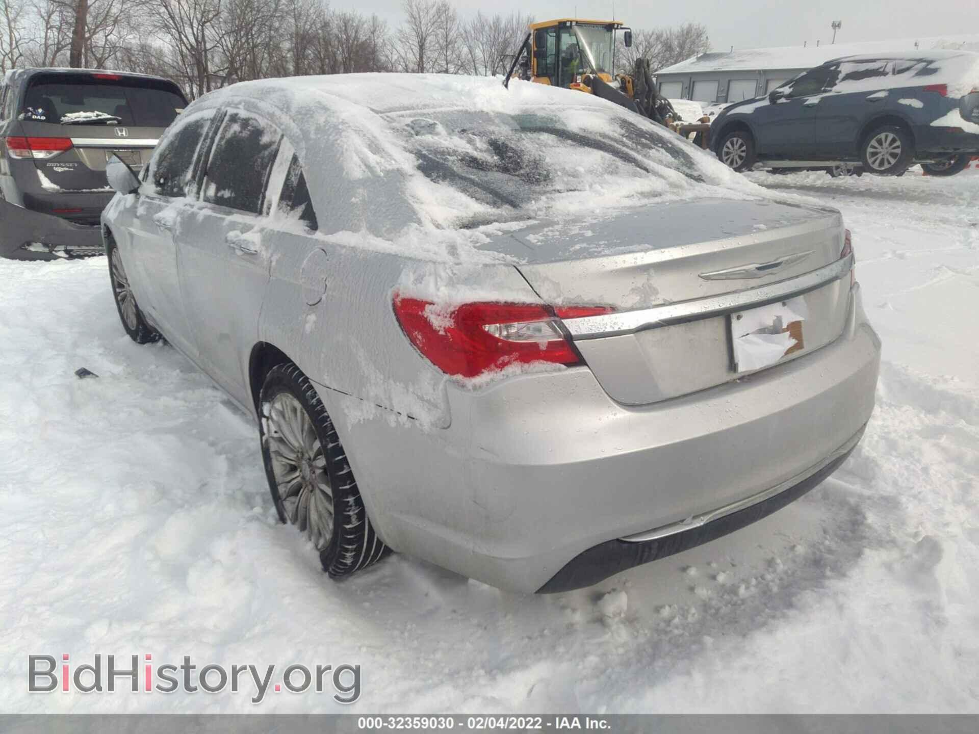 2012 CHRYSLER 200 - VIN: 1C3CCBCB4CN298805 - Фото 3