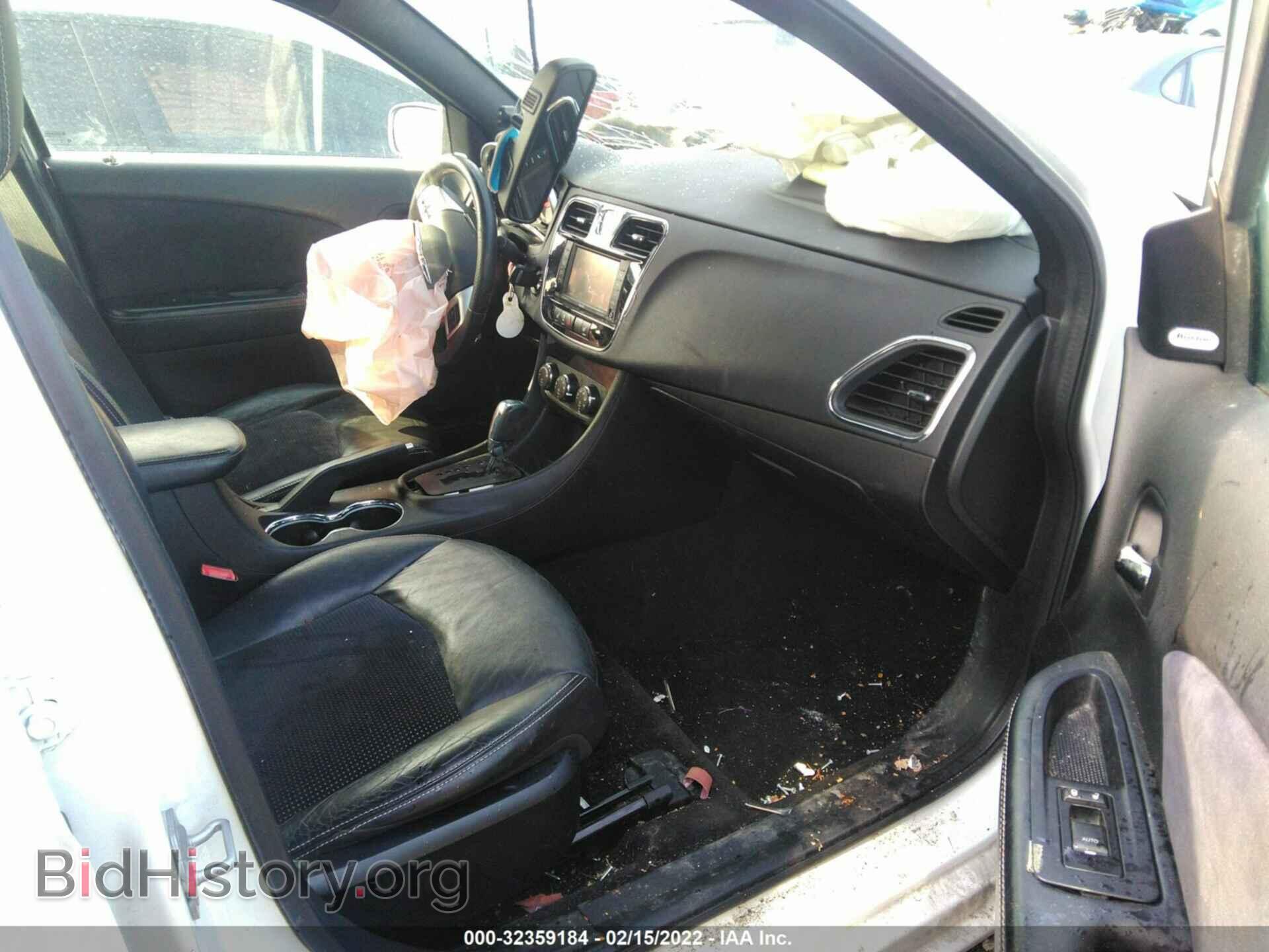 2011 CHRYSLER 200 - VIN: 1C3BC8FG8BN567263 - Photo 5