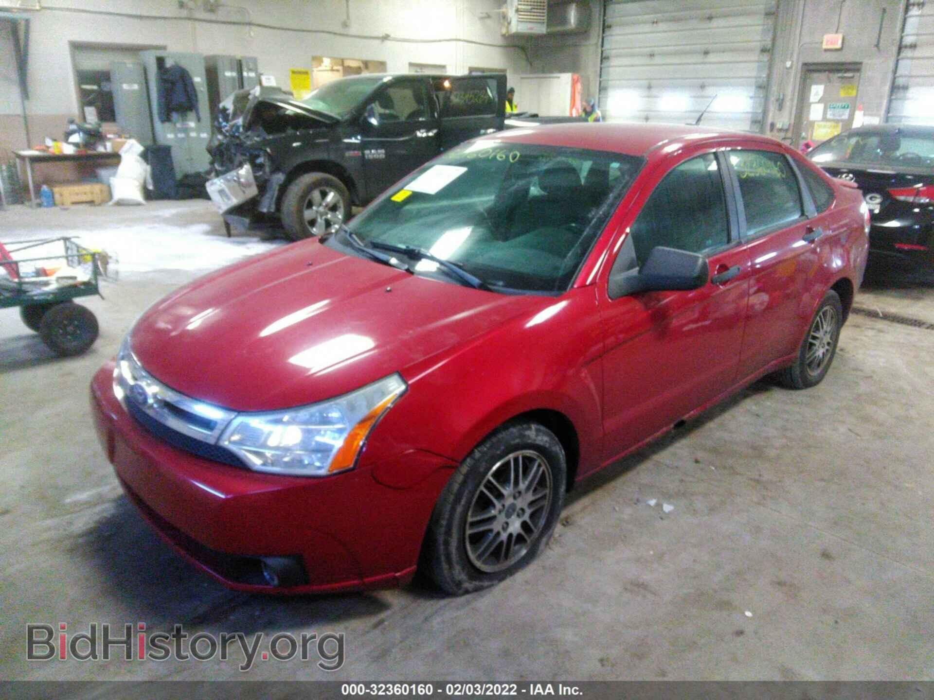 2011 FORD FOCUS - VIN: 1FAHP3FN1BW143774 - Фото 2