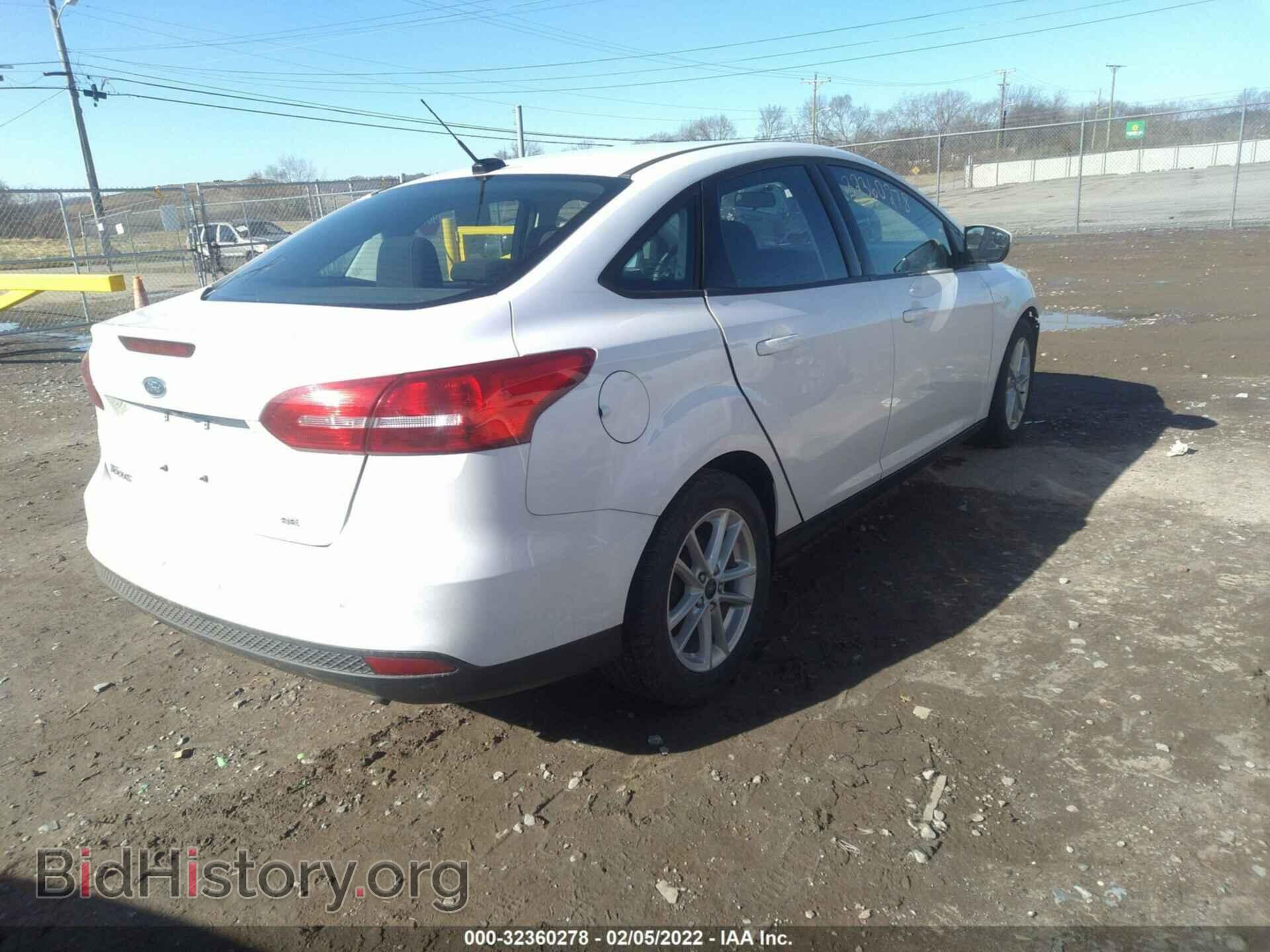 2017 FORD FOCUS - VIN: 1FADP3F23HL220563 - Photo 4
