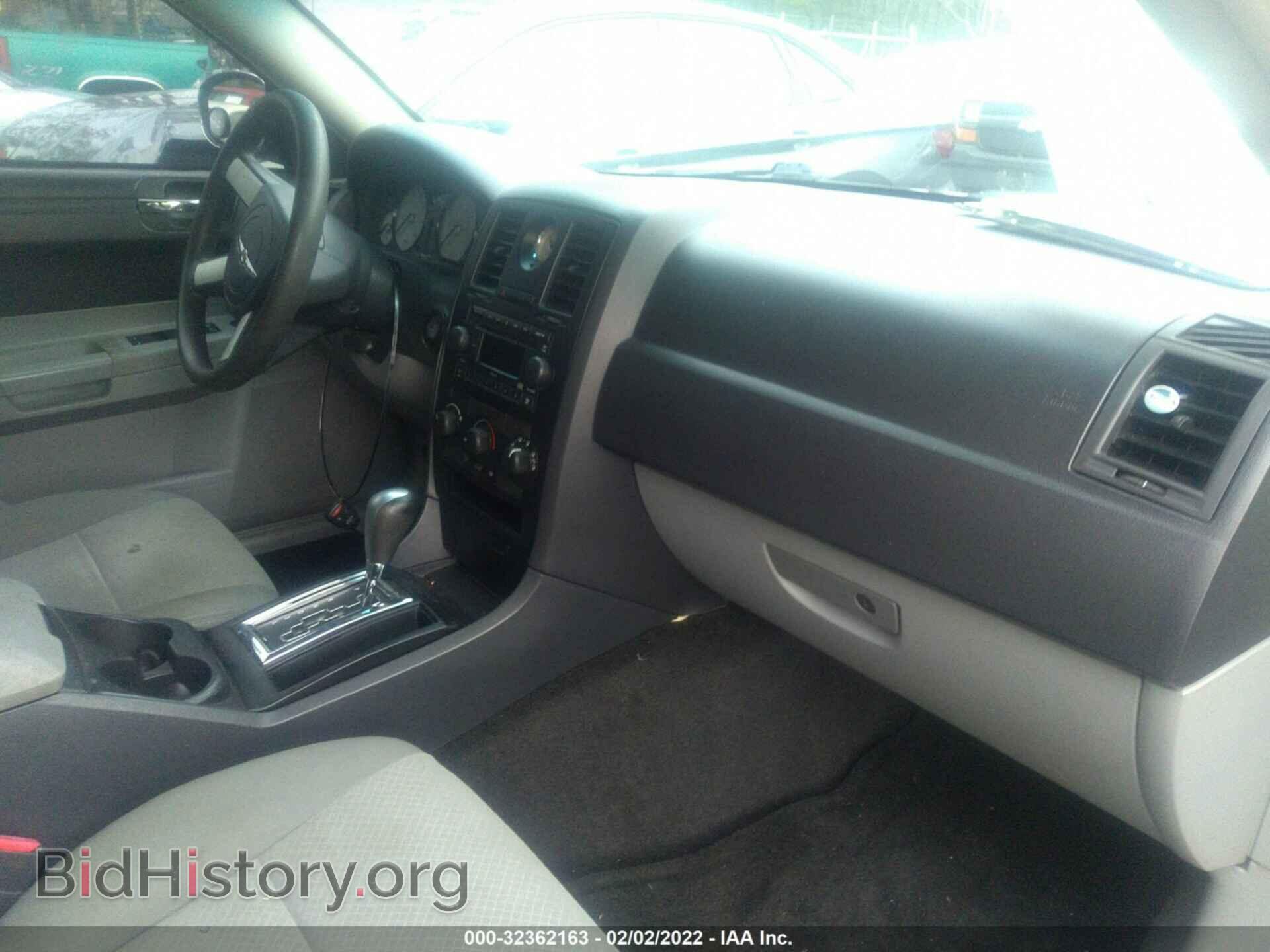 2007 CHRYSLER 300 - VIN: 2C3KA43R17H793309 - Фото 5