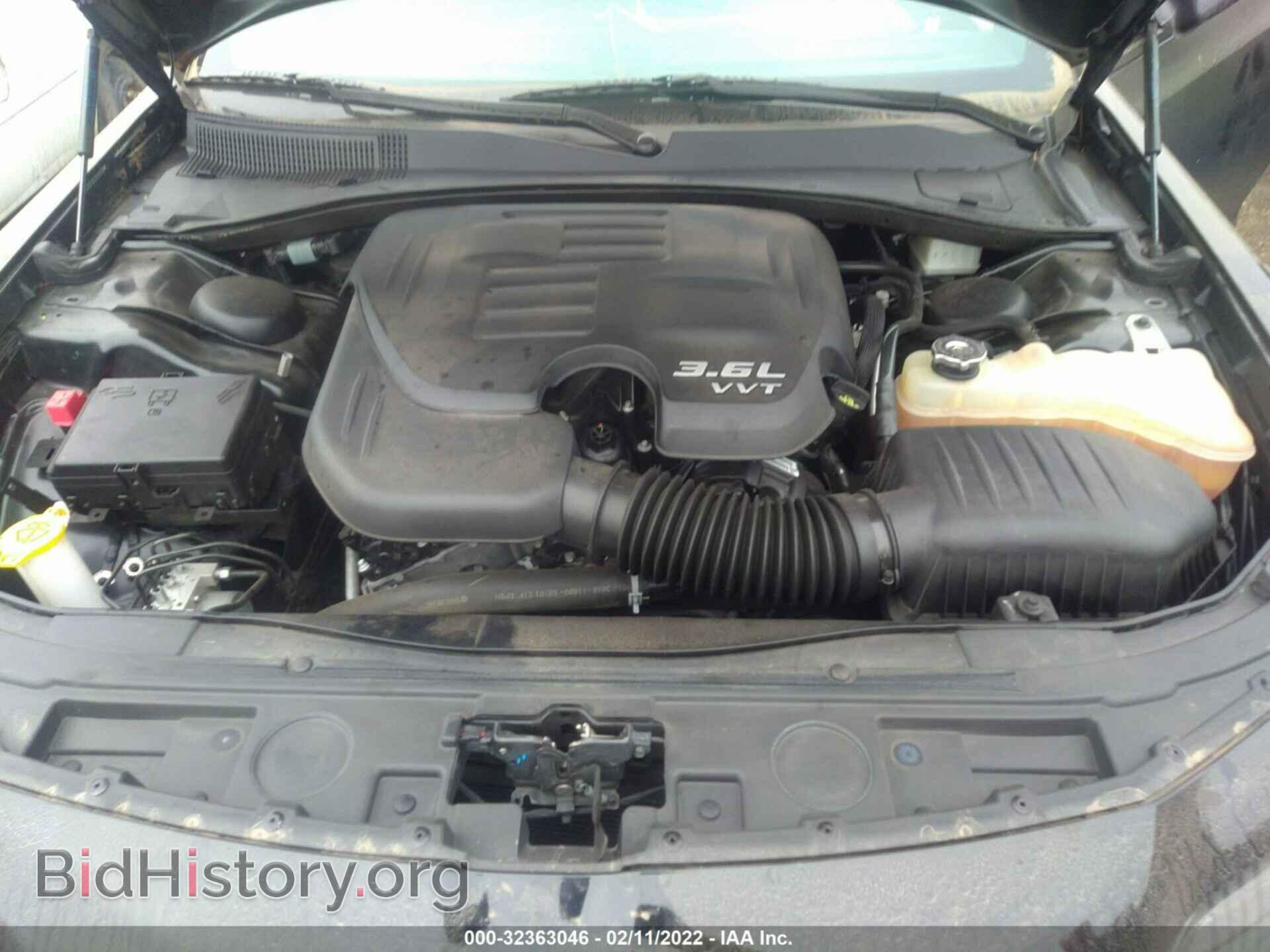 2019 CHRYSLER 300 - VIN: 2C3CCAGGXKH586254 - Фото 10