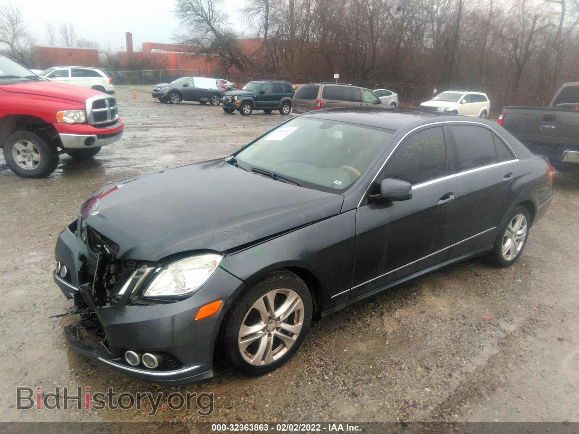2011 MERCEDES-BENZ E-CLASS - VIN: WDDHF8HB7BA493619 - Фото 2