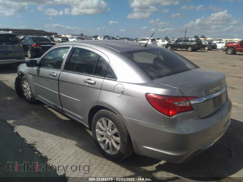 2013 Chrysler 200 (VIN 1C3CCBBB0DN732866) — фото 3 из 11
