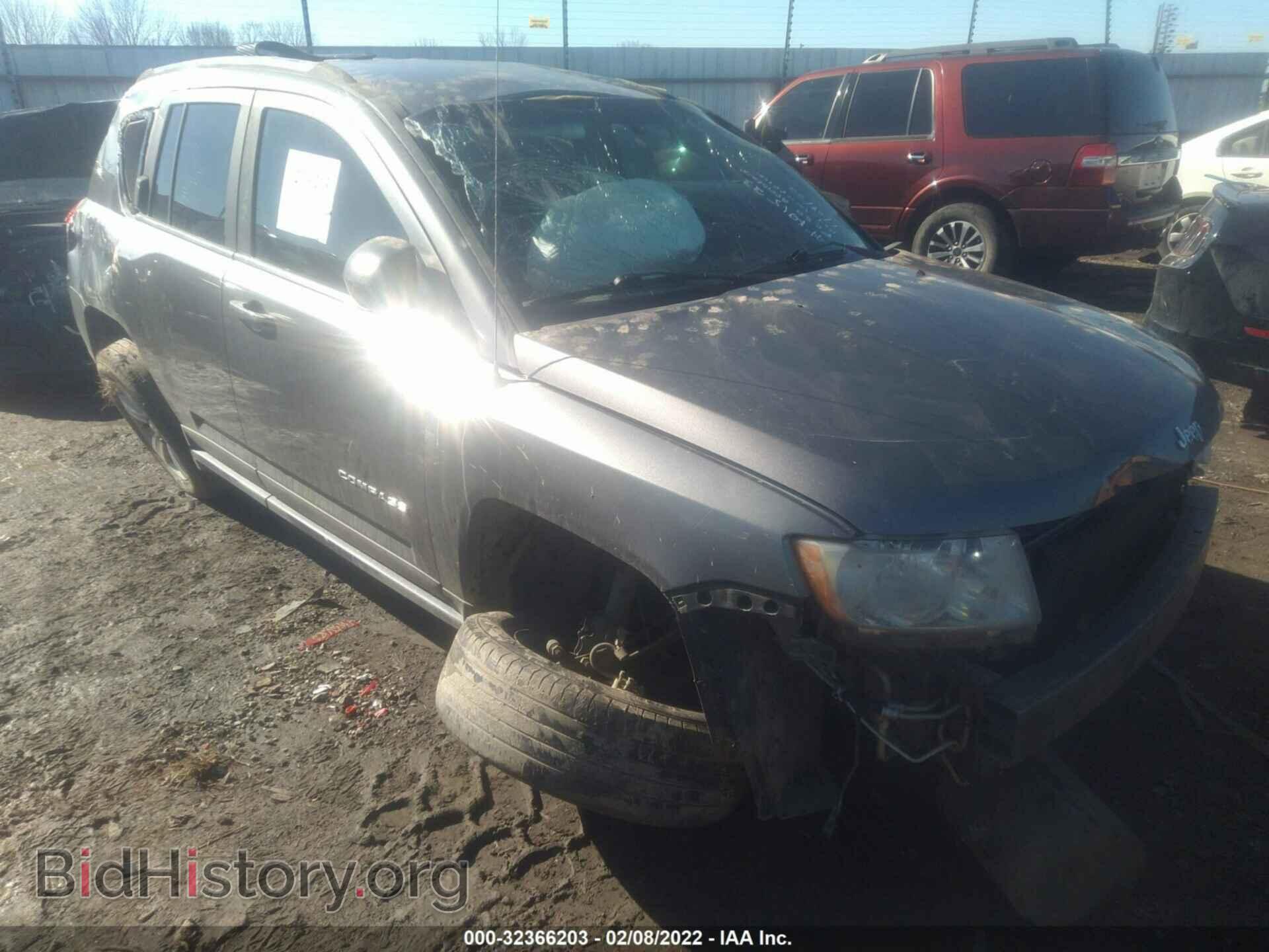 Photo 1J4NT1FB7BD290478 - JEEP COMPASS 2011