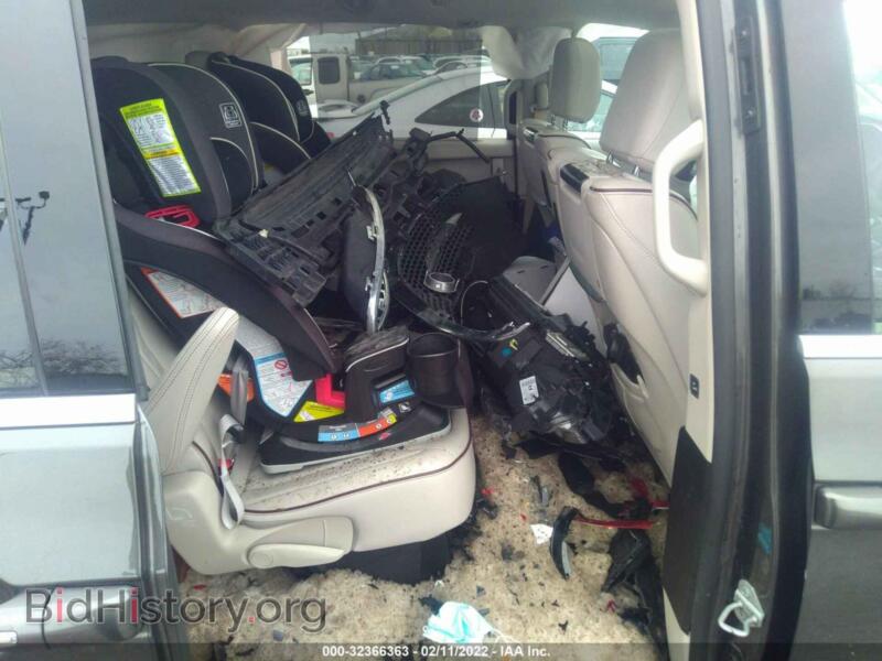2017 Chrysler PACIFICA (VIN 2C4RC1GG1HR506641) — photo 8 of 11