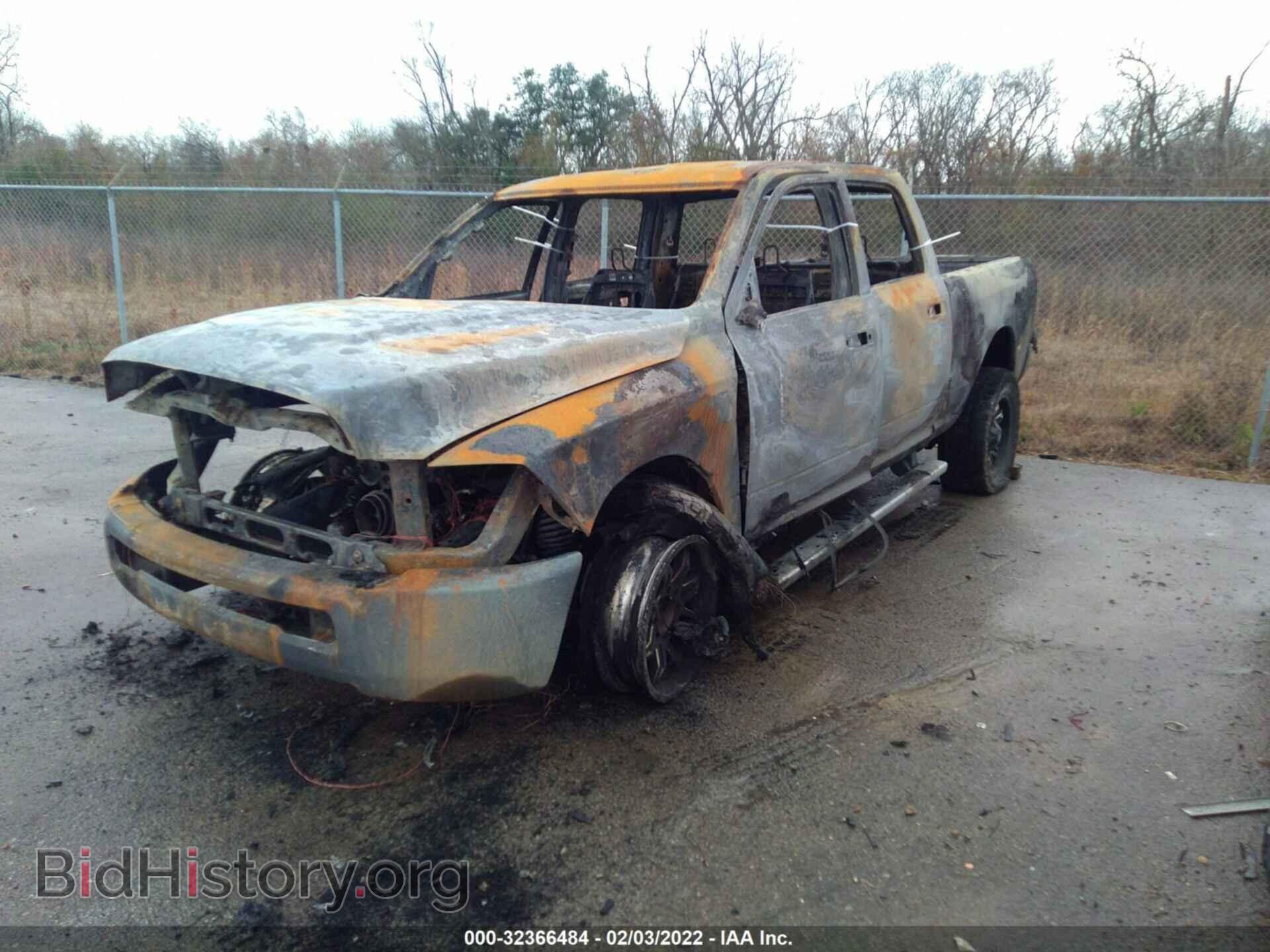 2015 RAM 2500 - VIN: 3C6UR5CJ1FG691429 - Фото 2
