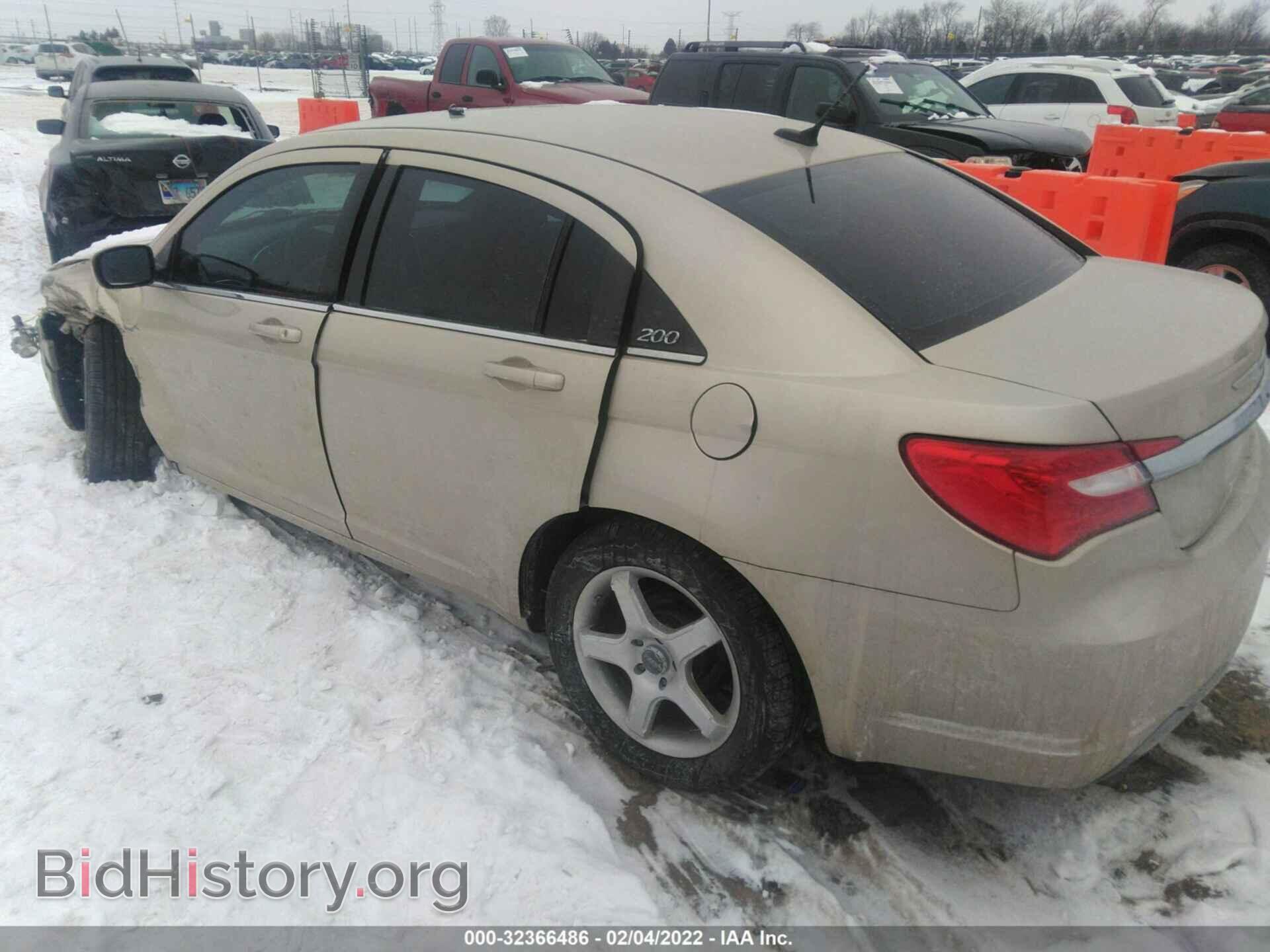 2014 CHRYSLER 200 - VIN: 1C3CCBABXEN146226 - Фото 3