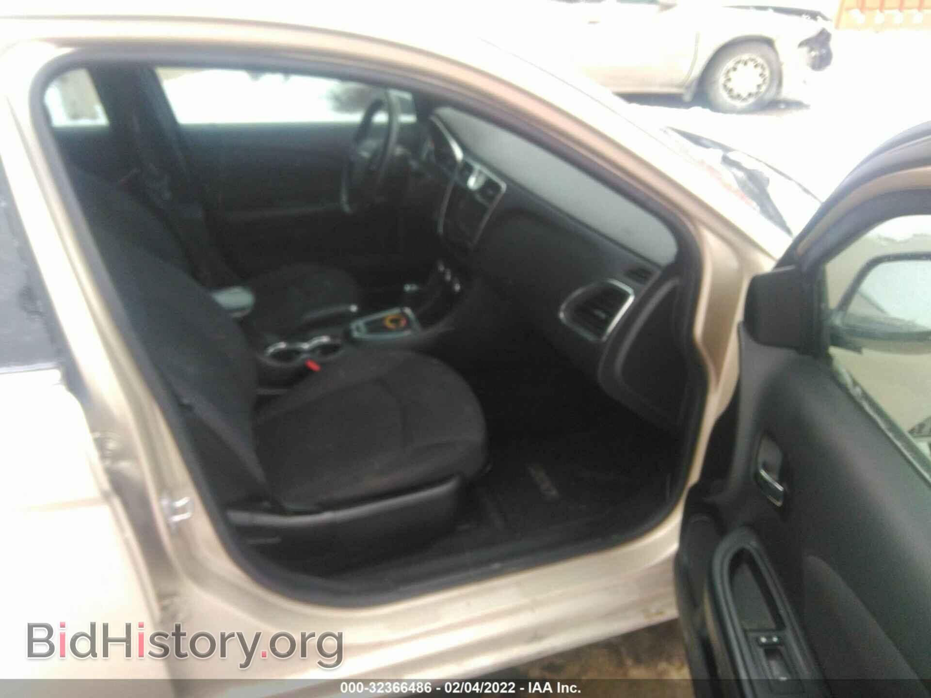 2014 CHRYSLER 200 - VIN: 1C3CCBABXEN146226 - Фото 5