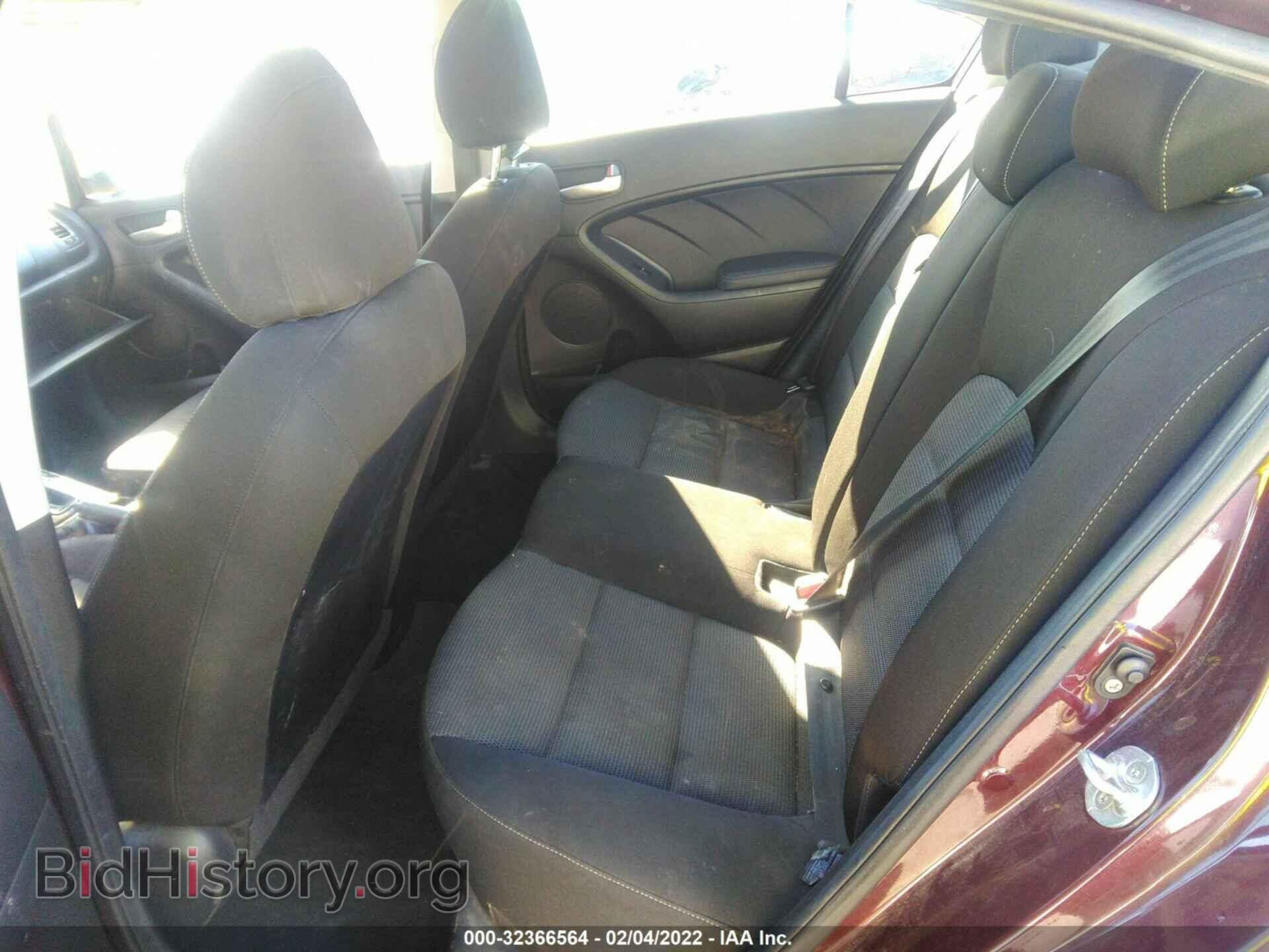 2017 KIA FORTE - VIN: 3KPFK4A71HE094397 - Фото 8