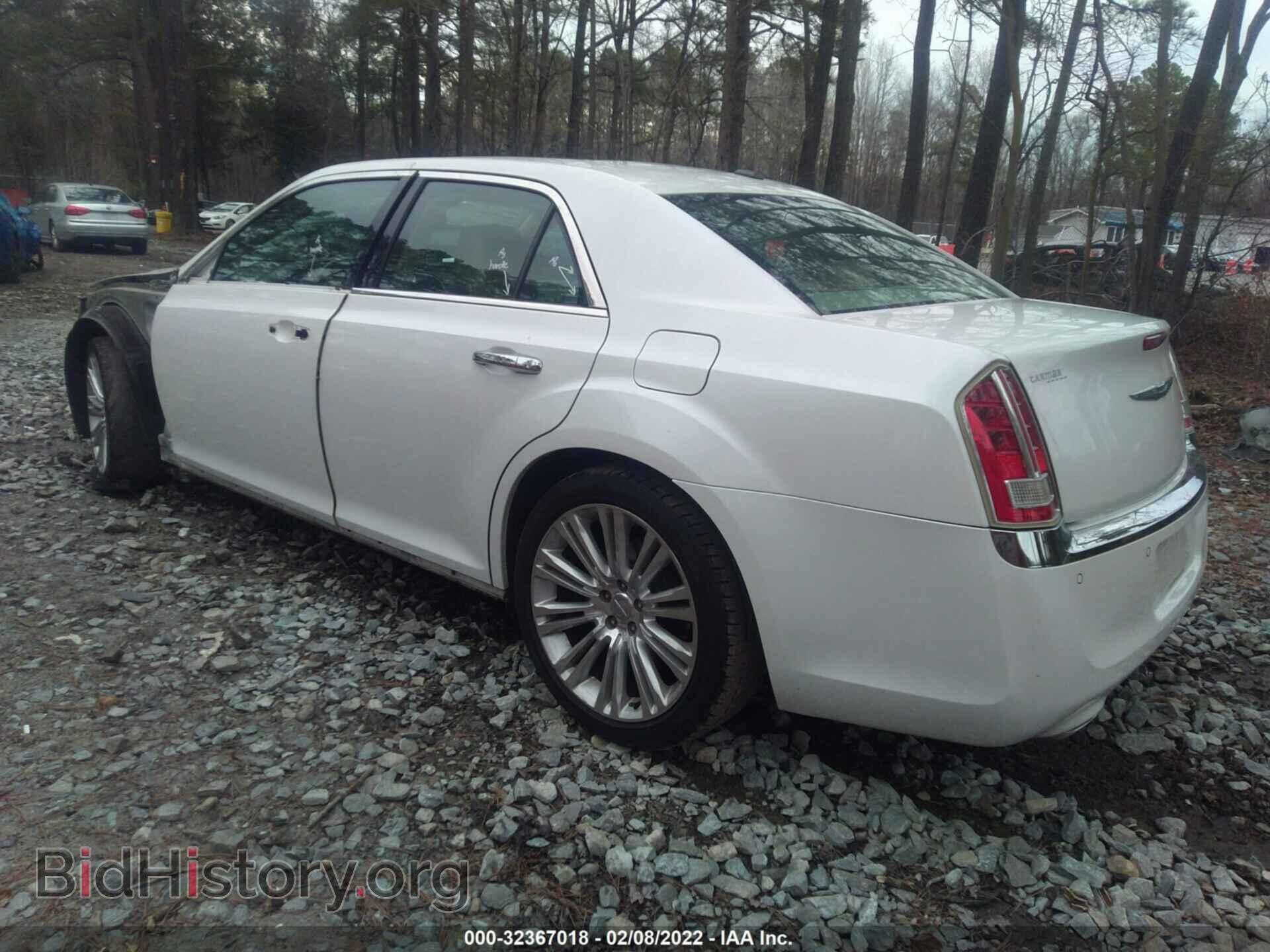 2011 CHRYSLER 300 - VIN: 2C3CA6CT7BH529614 - Фото 3