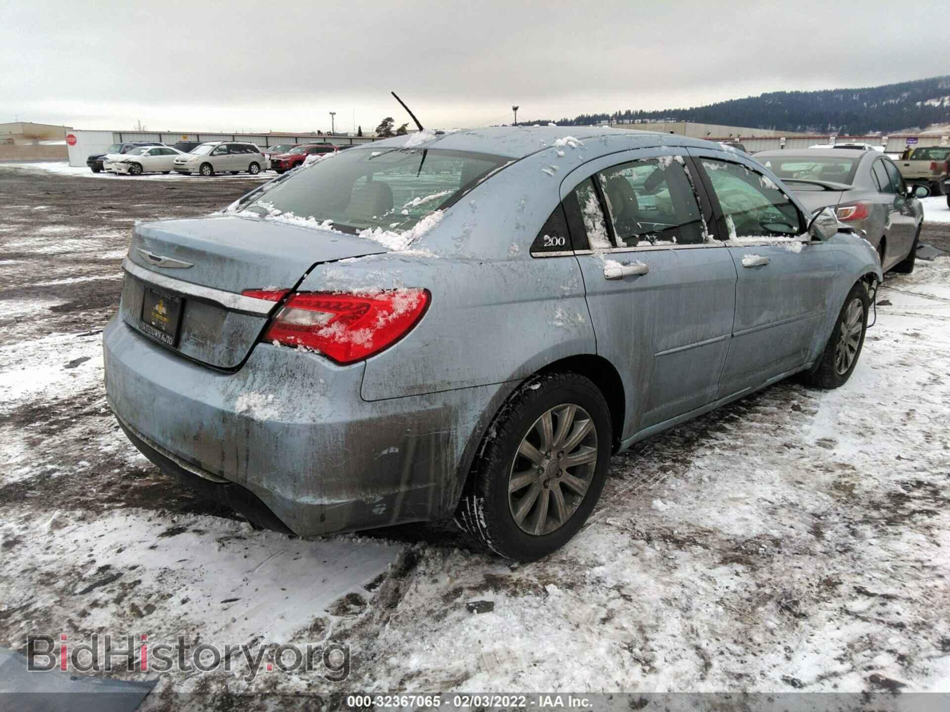 2013 CHRYSLER 200 - VIN: 1C3CCBCGXDN559285 - Фото 4