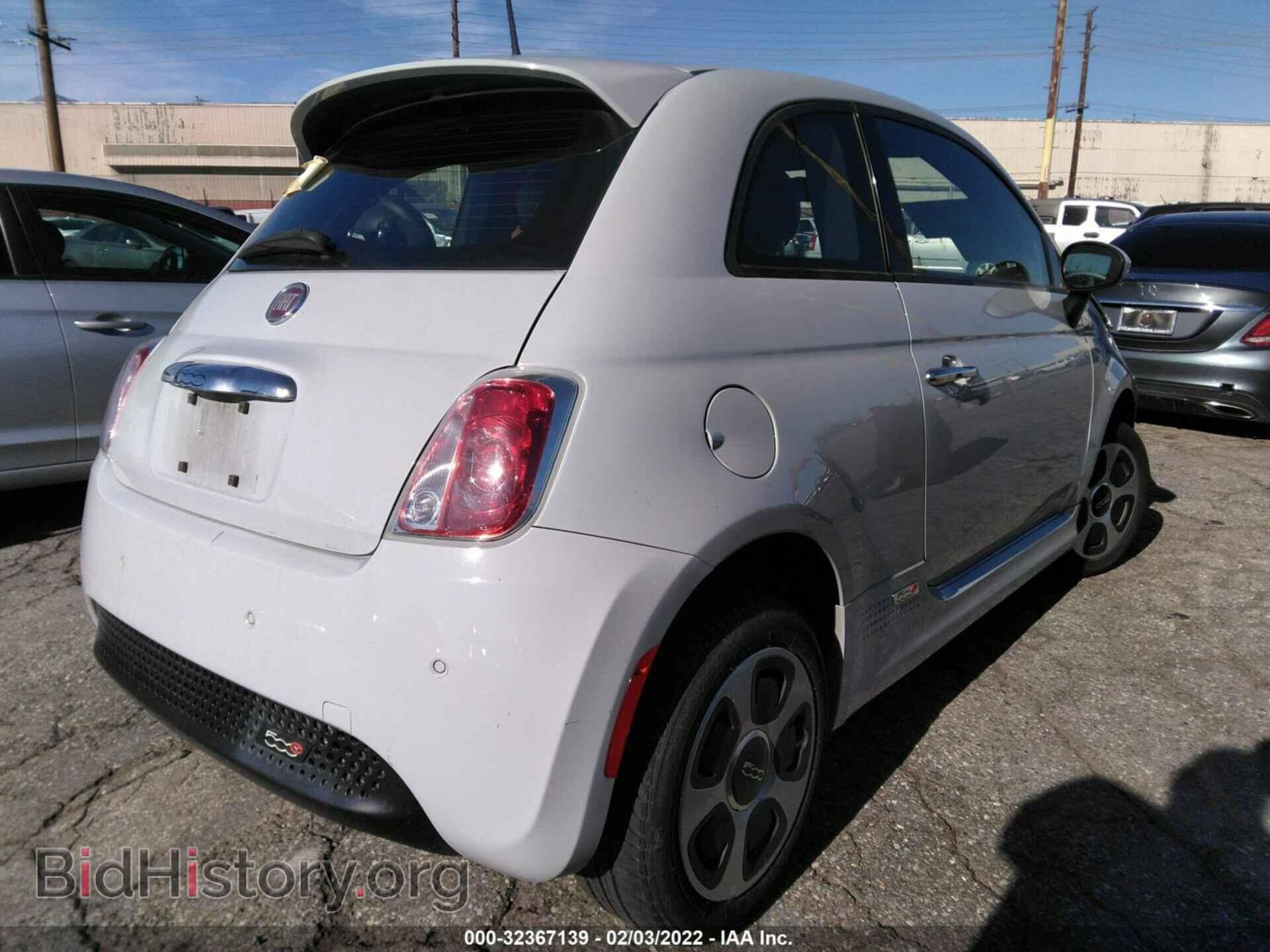 2017 FIAT 500E - VIN: 3C3CFFGEXHT580005 - Photo 4