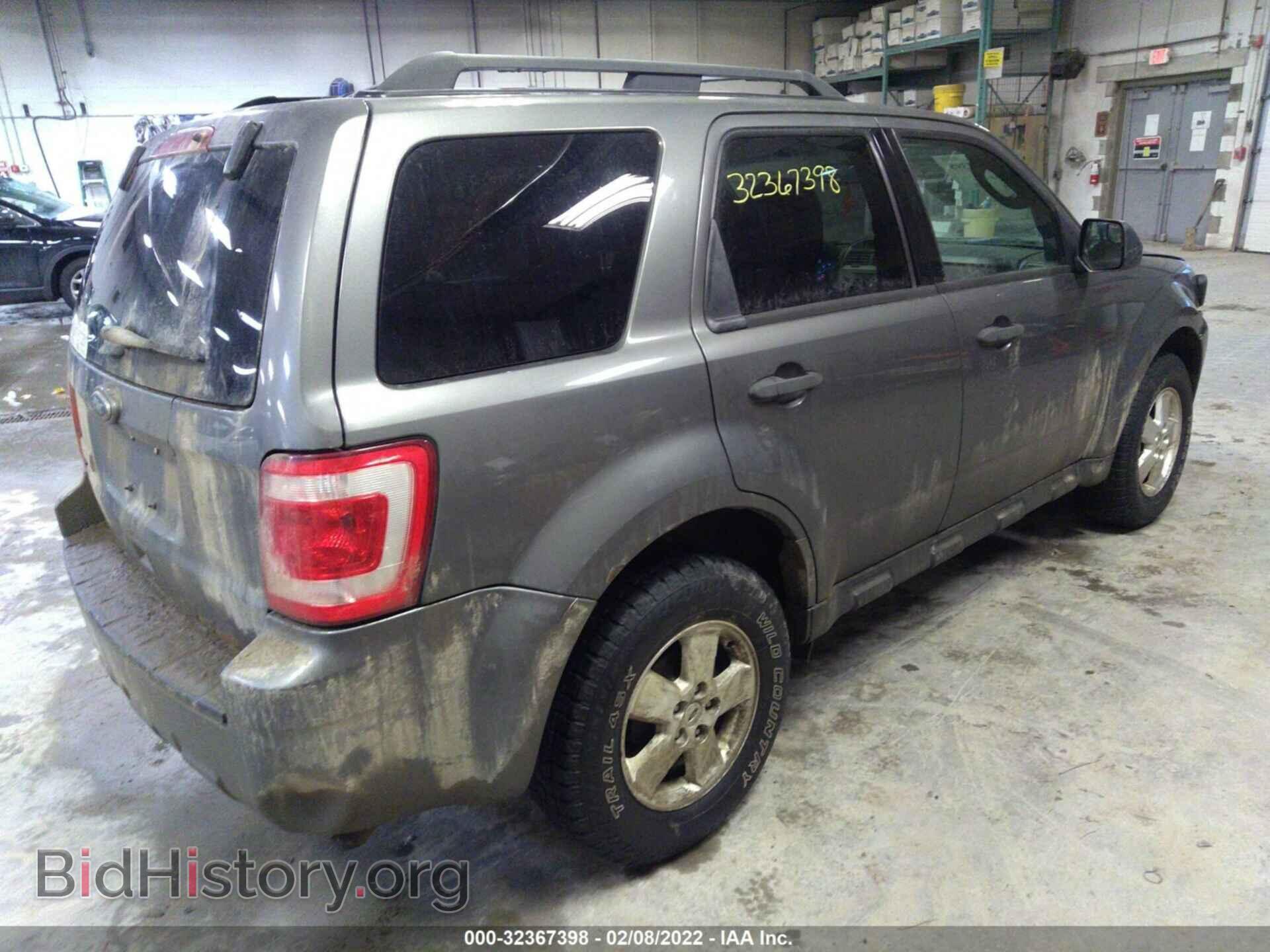 2011 FORD ESCAPE - VIN: 1FMCU9D76BKB08526 - Фото 4