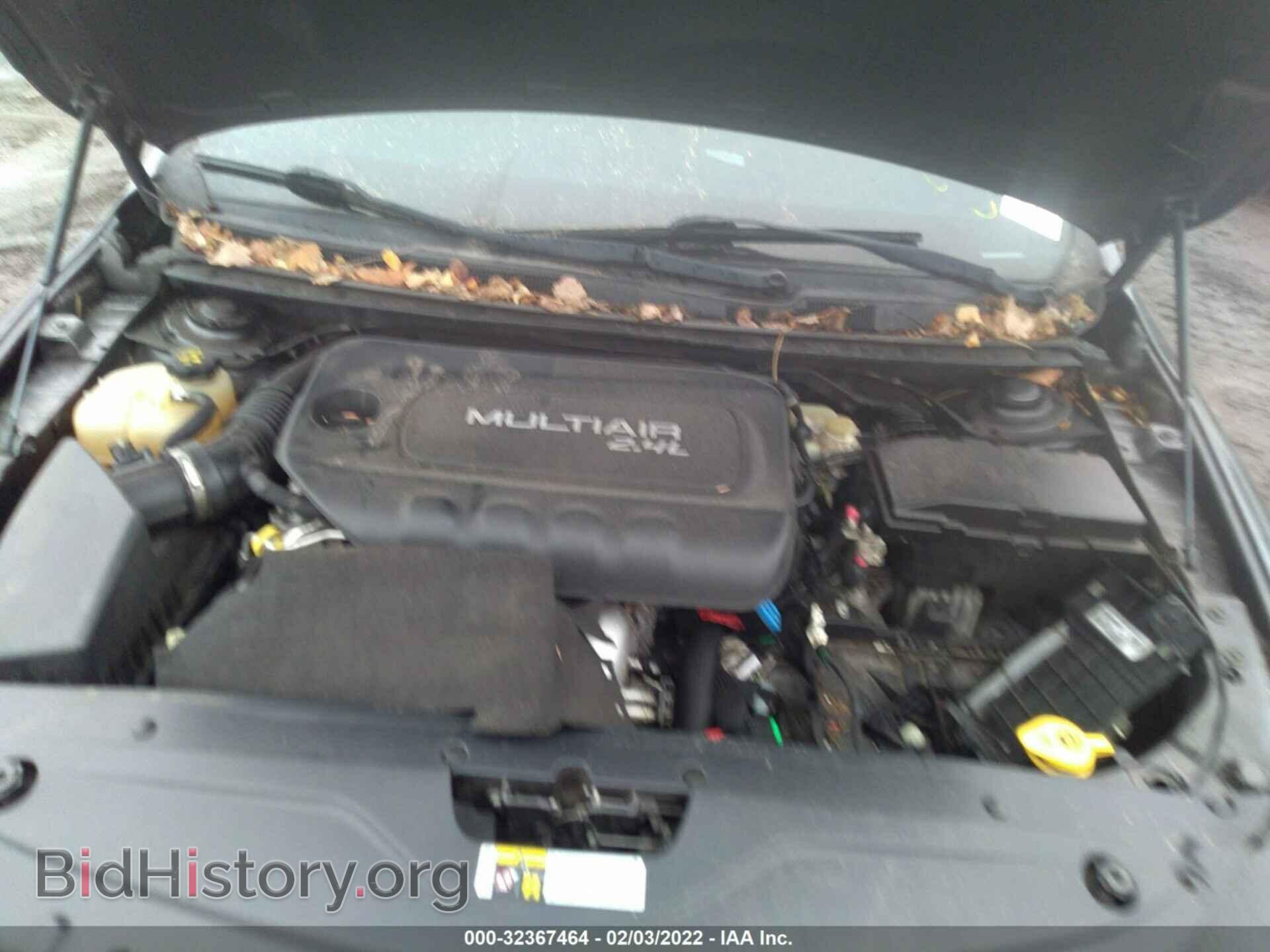2015 CHRYSLER 200 - VIN: 1C3CCCABXFN618772 - Фото 10
