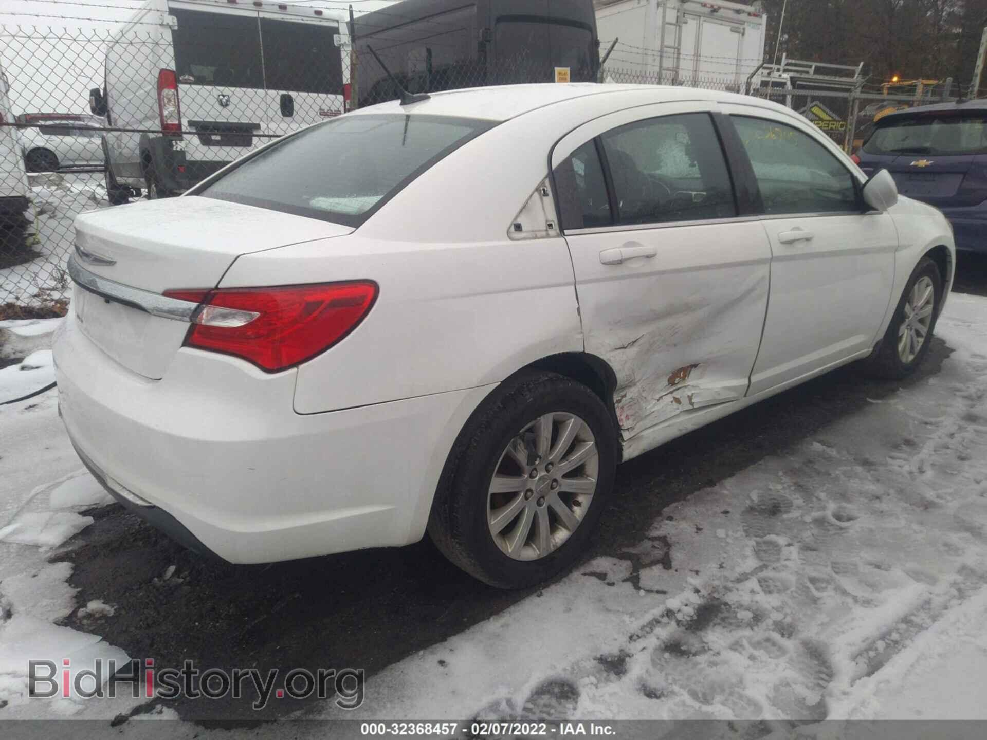 2012 CHRYSLER 200 - VIN: 1C3CCBBB9CN267471 - Фото 4