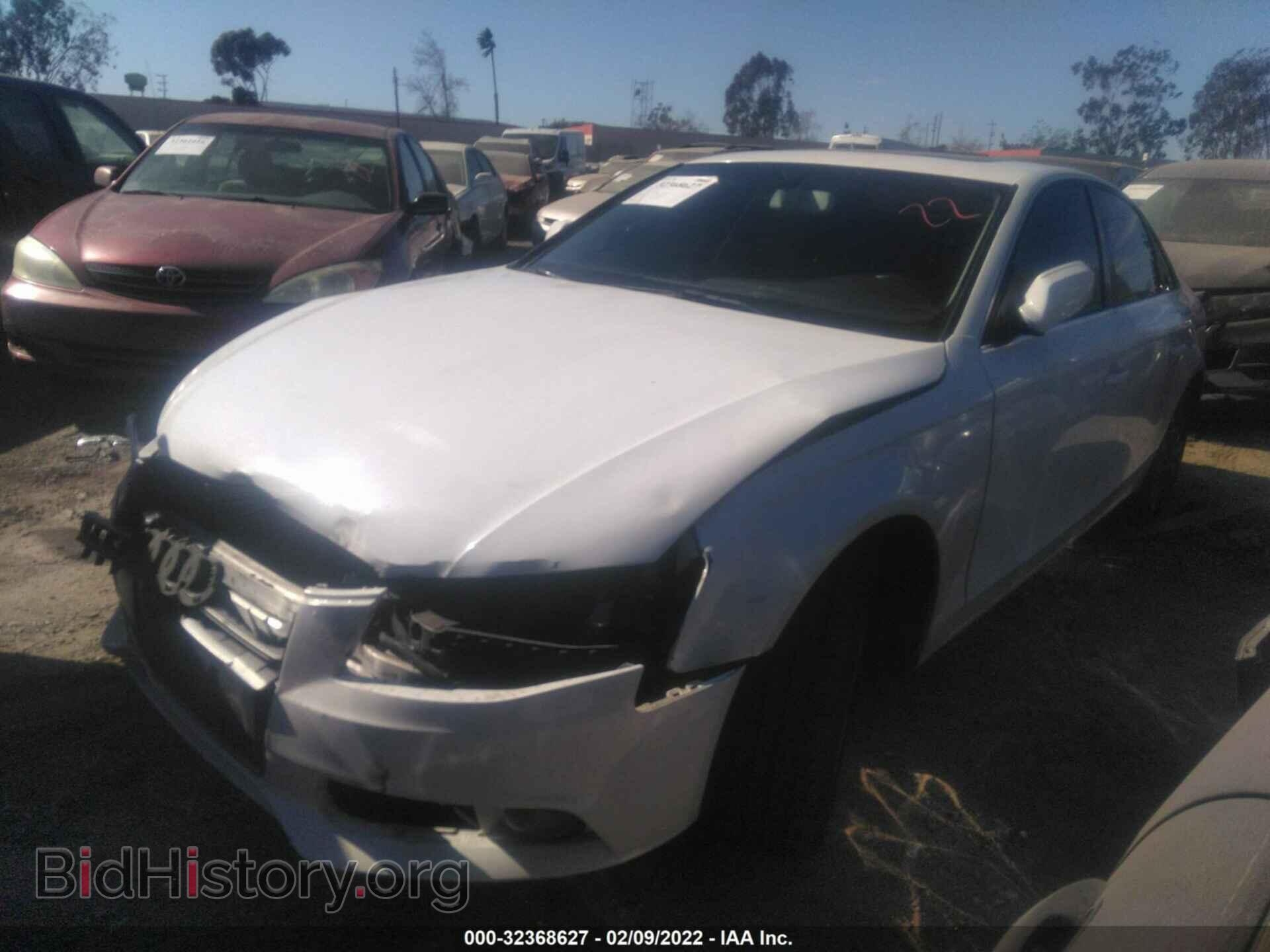 2010 AUDI A4 - VIN: WAUEFAFL0AN022321 - Фото 2