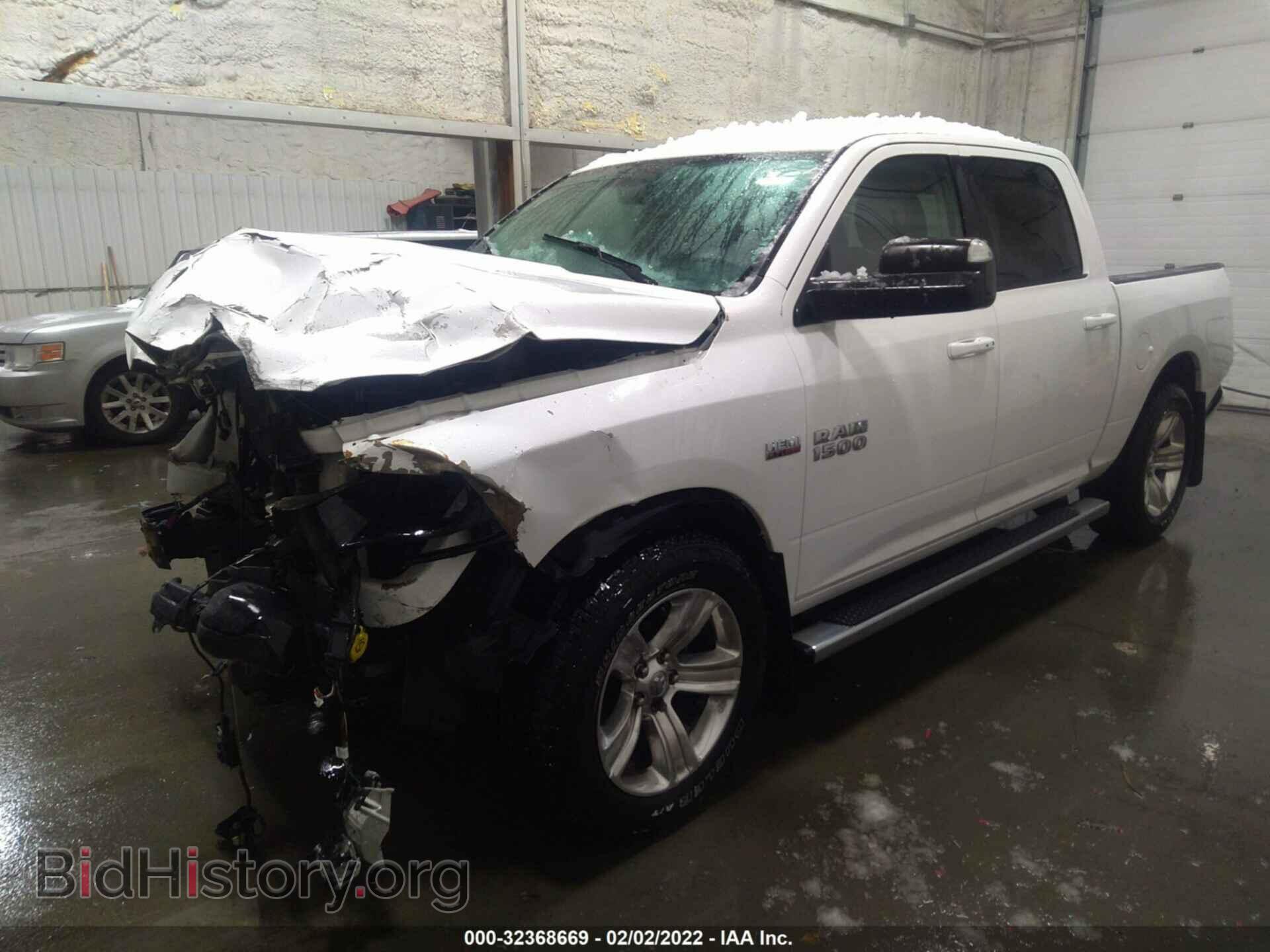 2017 RAM 1500 - VIN: 1C6RR7MT2HS678489 - Фото 2