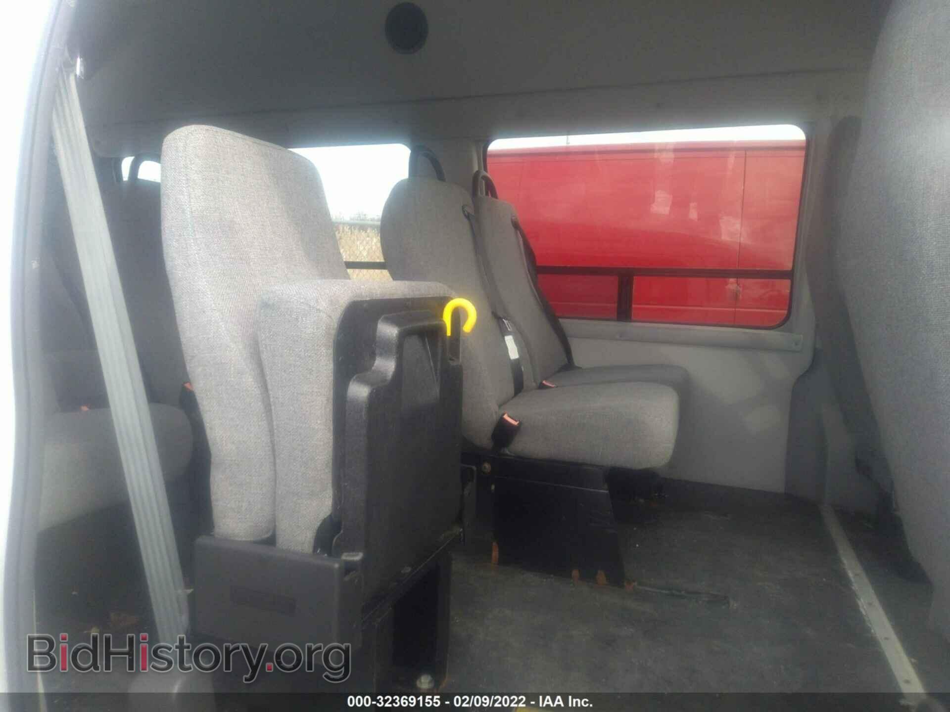 2010 FORD ECONOLINE CARGO VAN - VIN: 1FTNS2EW7ADA93389 - Фото 8