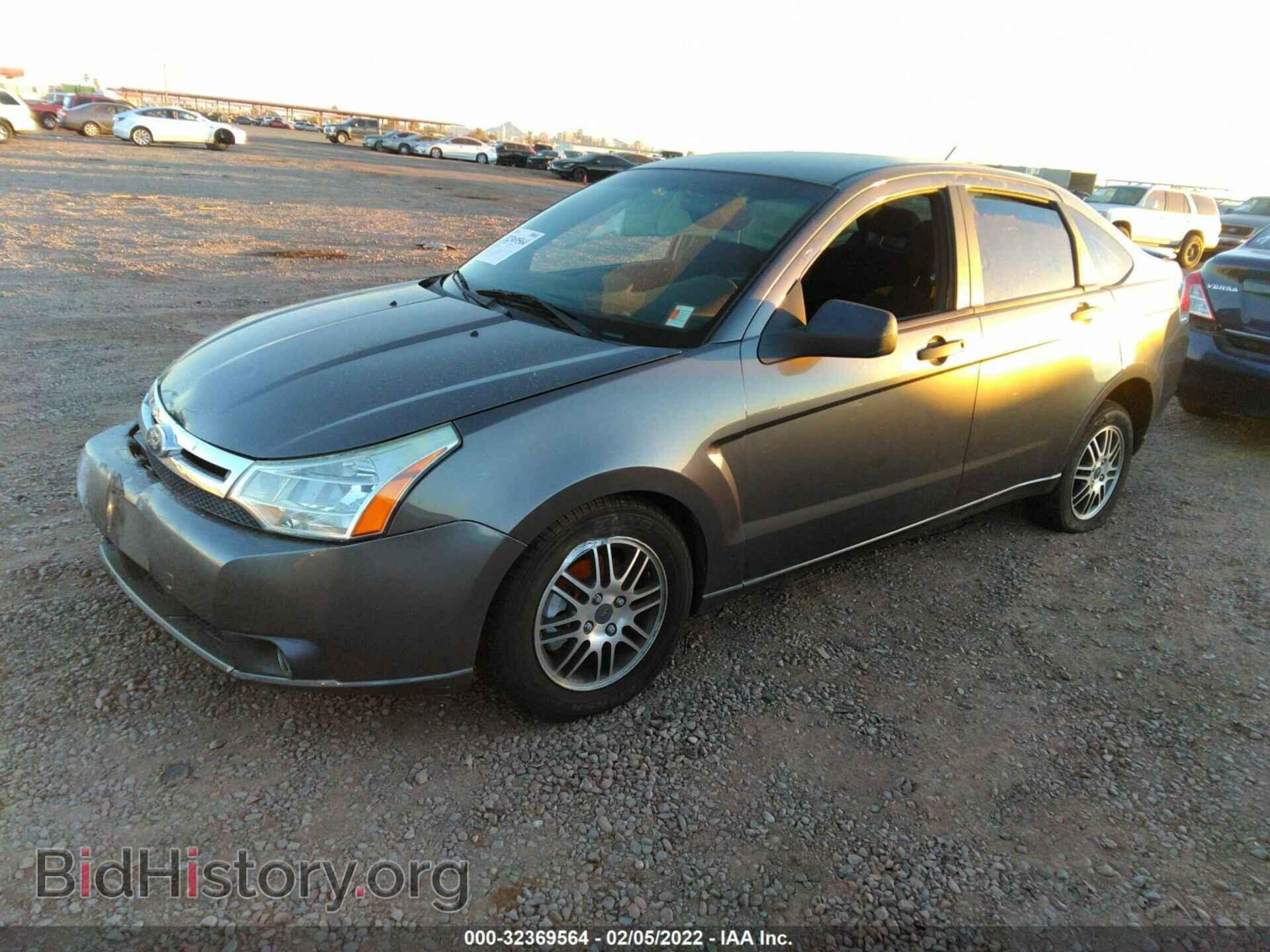 2011 FORD FOCUS - VIN: 1FAHP3FN5BW102001 - Фото 2