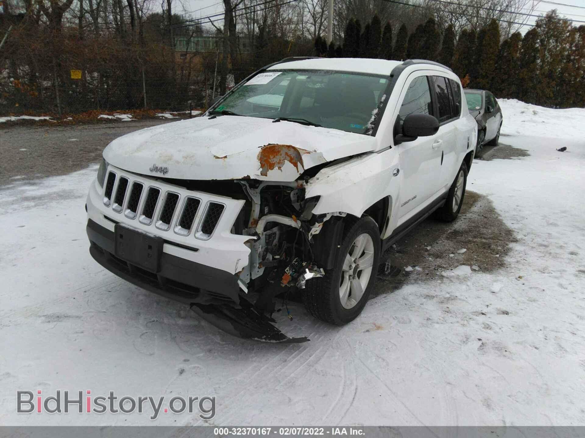 2014 JEEP COMPASS - VIN: 1C4NJDBB1ED566547 - Photo 2