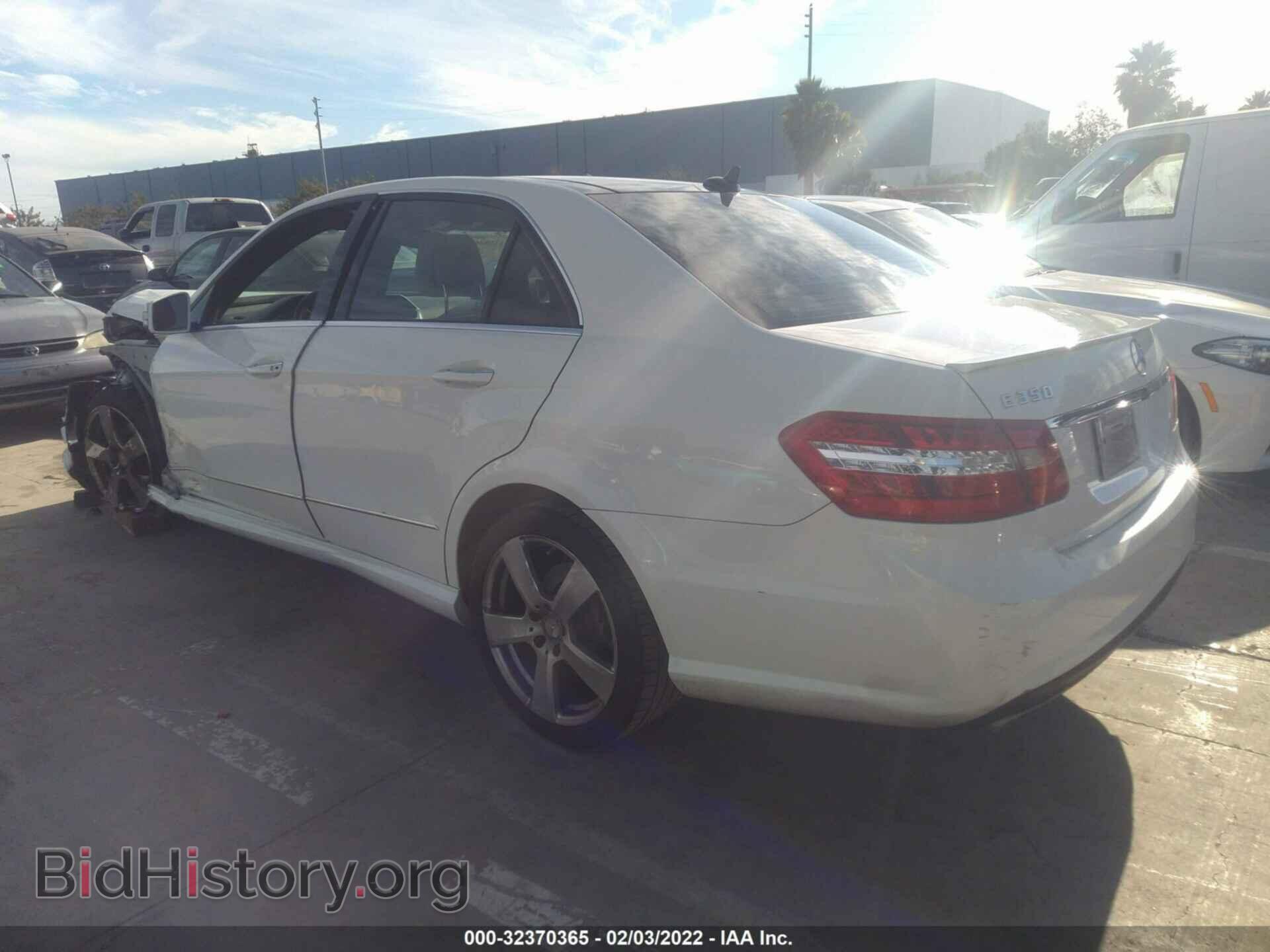2011 MERCEDES-BENZ E-CLASS - VIN: WDDHF5GB6BA410200 - Фото 3