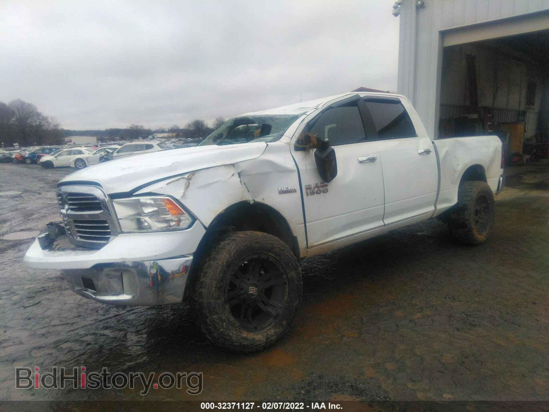 2017 RAM 1500 - VIN: 1C6RR7TTXHS787591 - Фото 2