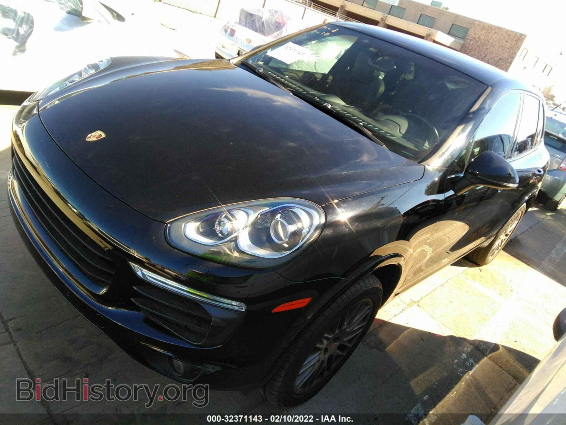 2017 PORSCHE CAYENNE - VIN: WP1AA2A26HKA84899 - Фото 2