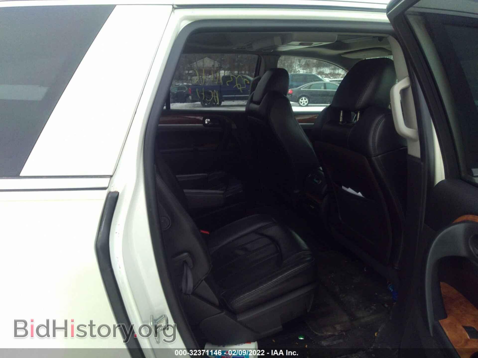 2011 BUICK ENCLAVE - VIN: 5GAKVCEDXBJ129272 - Фото 7
