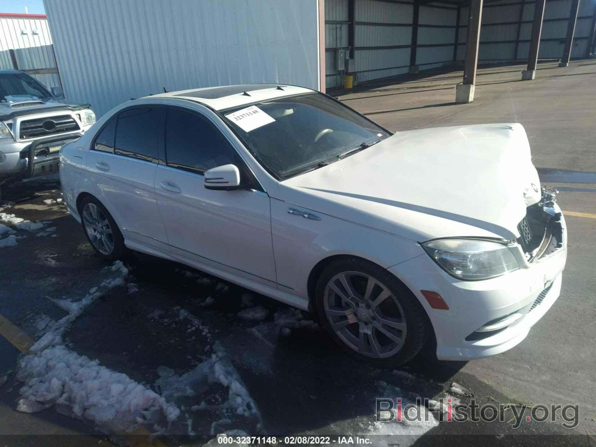 Photo WDDGF5EB0BF651381 - MERCEDES-BENZ C-CLASS 2011