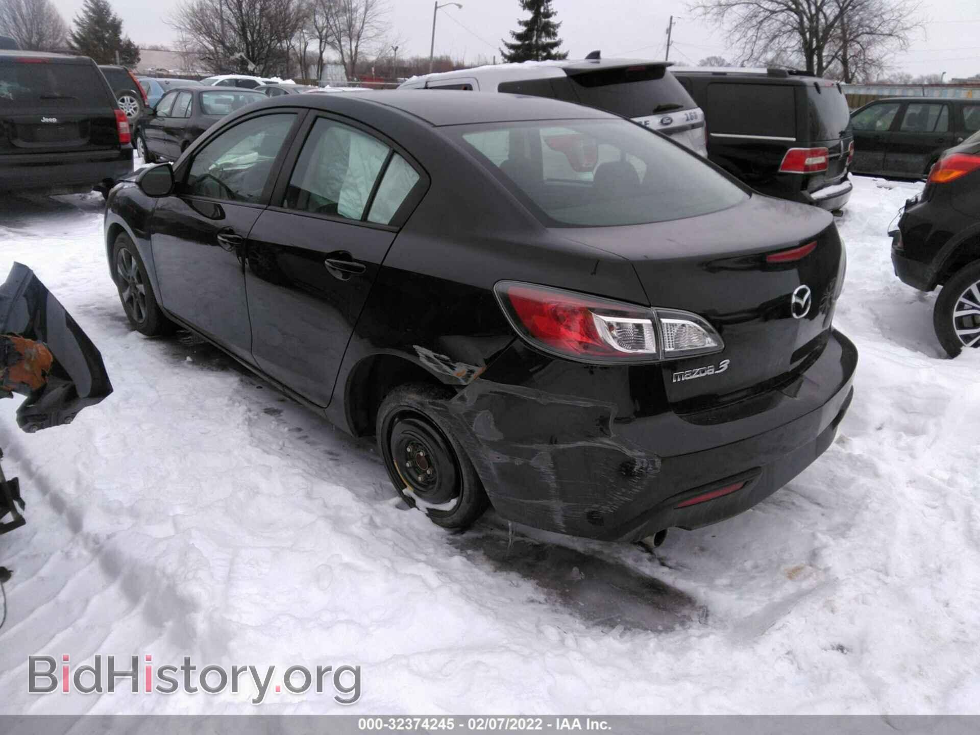 2011 MAZDA MAZDA3 - VIN: JM1BL1VFXB1360795 - Фото 3