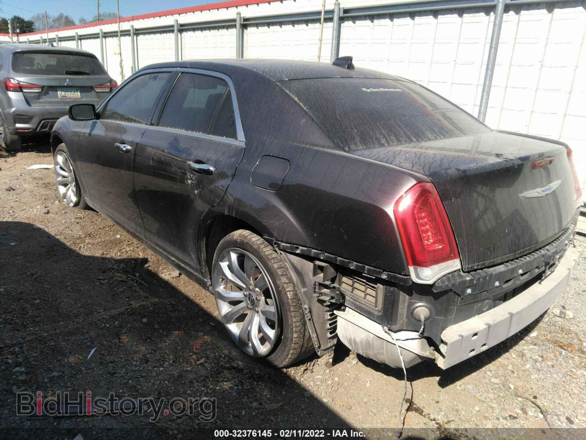 2018 CHRYSLER 300 - VIN: 2C3CCAEG0JH262053 - Фото 3