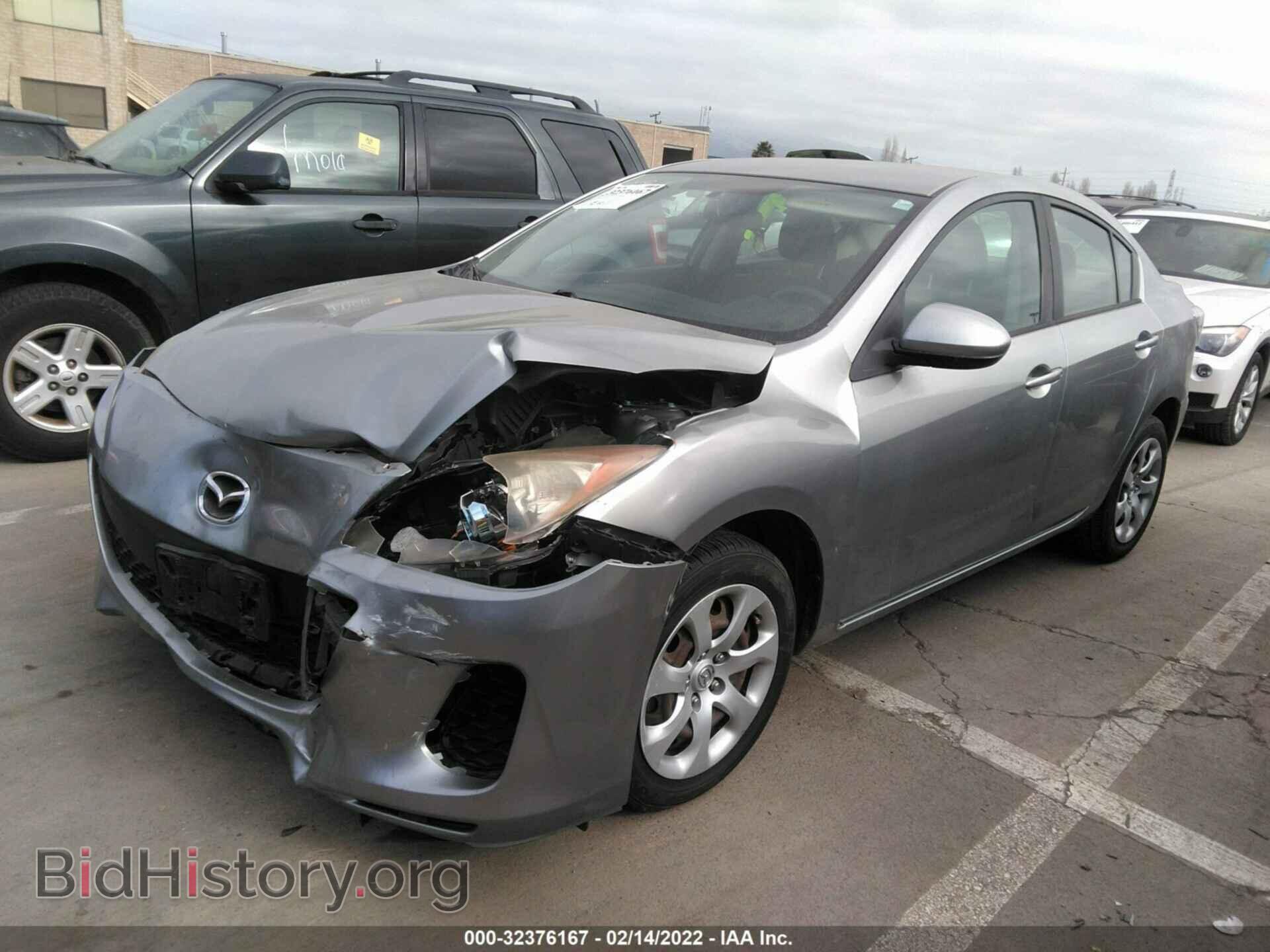 2013 MAZDA MAZDA3 - VIN: JM1BL1UPXD1845273 - Фото 2