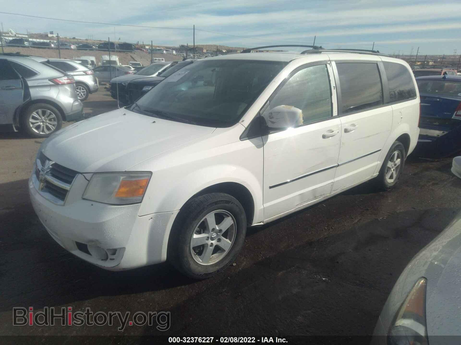 2010 DODGE GRAND CARAVAN - VIN: 2D4RN5D18AR484048 - Фото 2