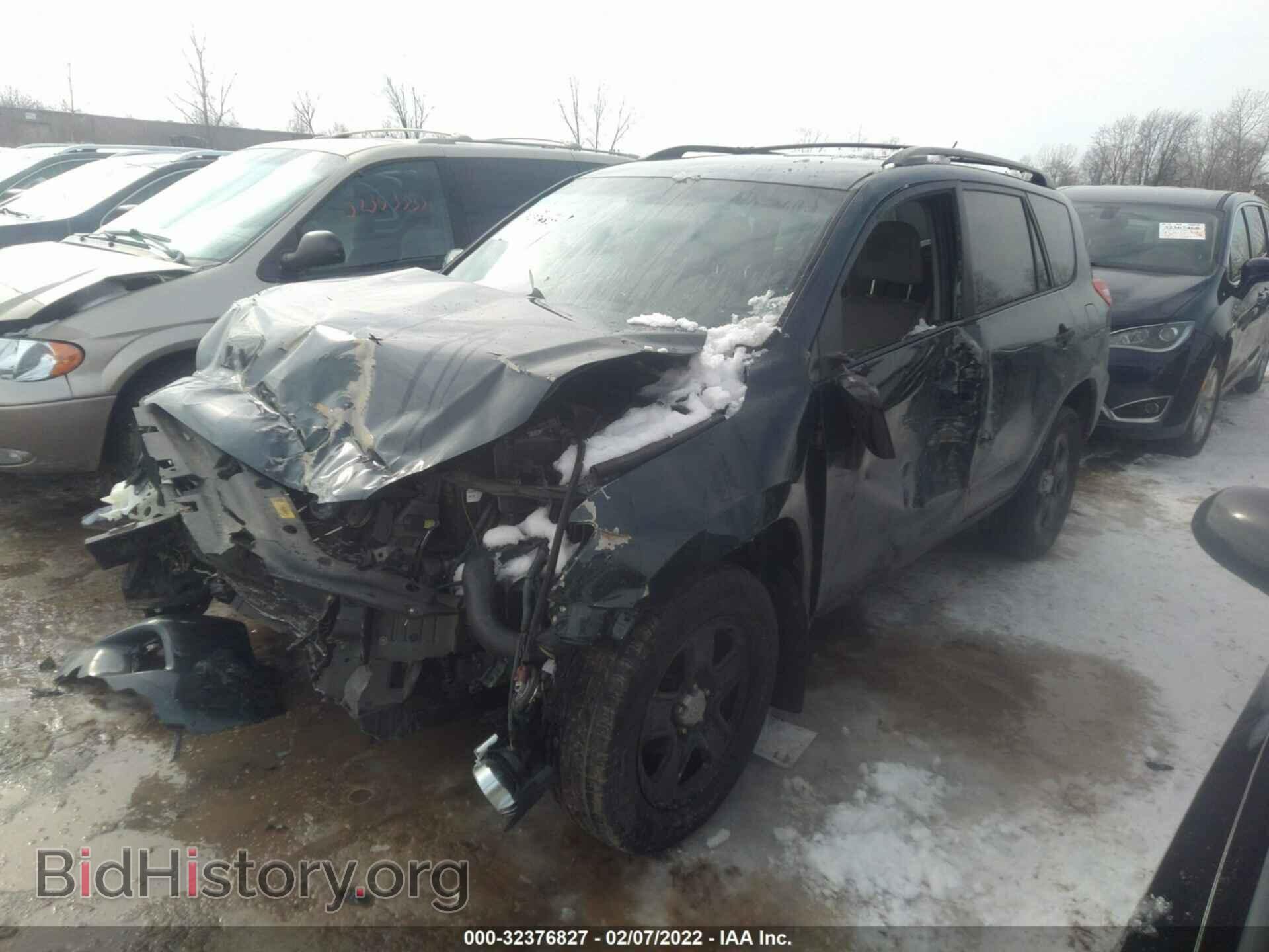 2009 TOYOTA RAV4 - VIN: JTMBF33VX9D015613 - Фото 2