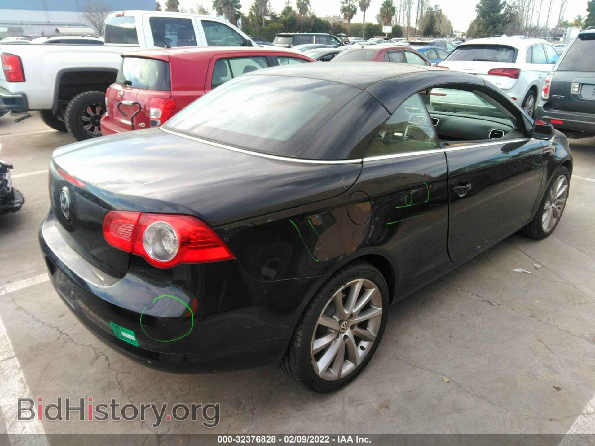 2007 VOLKSWAGEN EOS - VIN: WVWDA71FX7V021476 - Фото 4