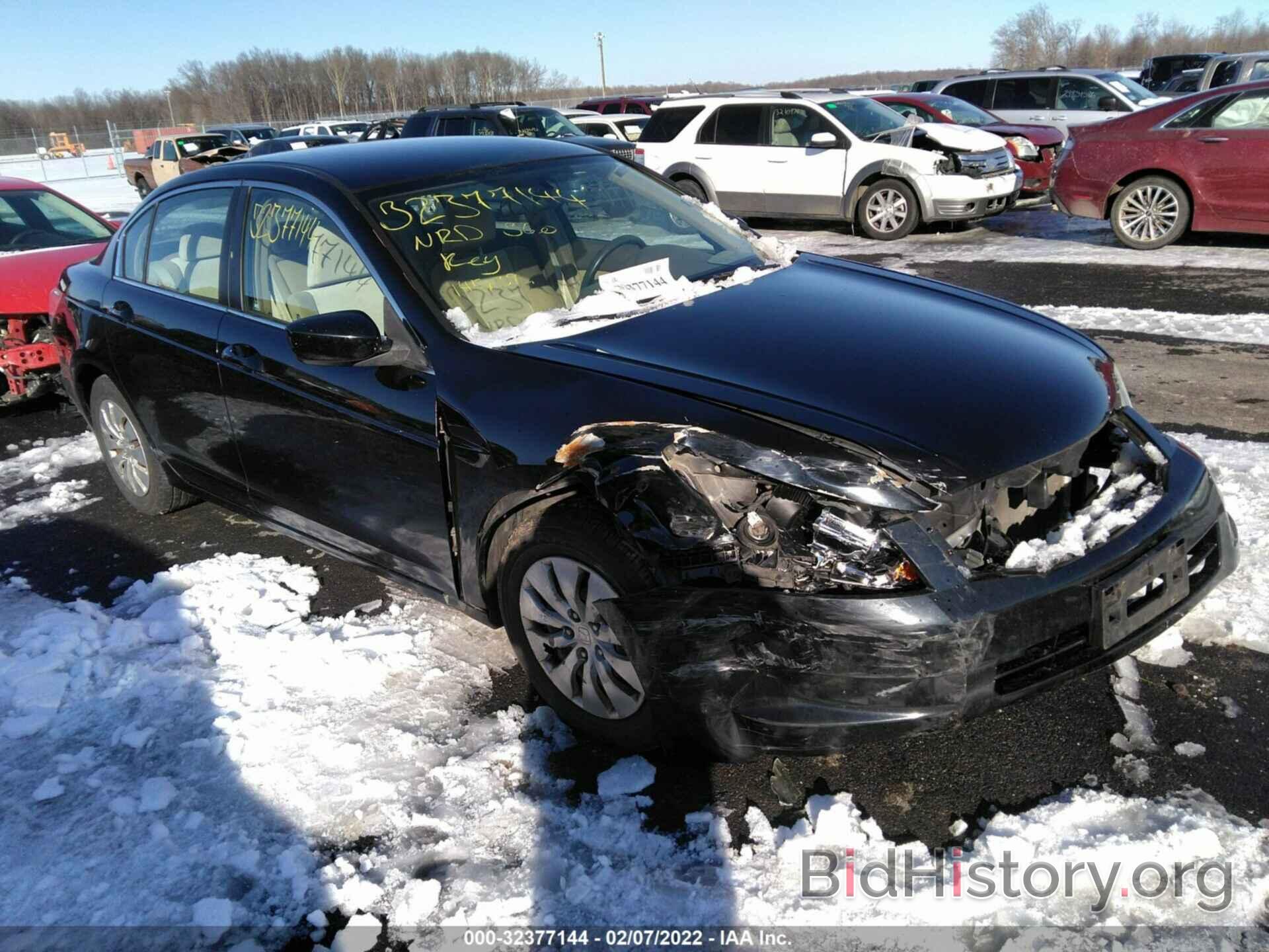 Photo 1HGCP26338A092329 - HONDA ACCORD SDN 2008