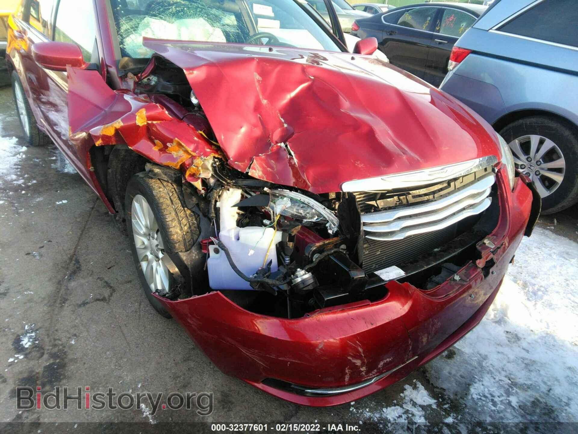 2011 CHRYSLER 200 - VIN: 1C3BC4FB9BN602115 - Фото 6
