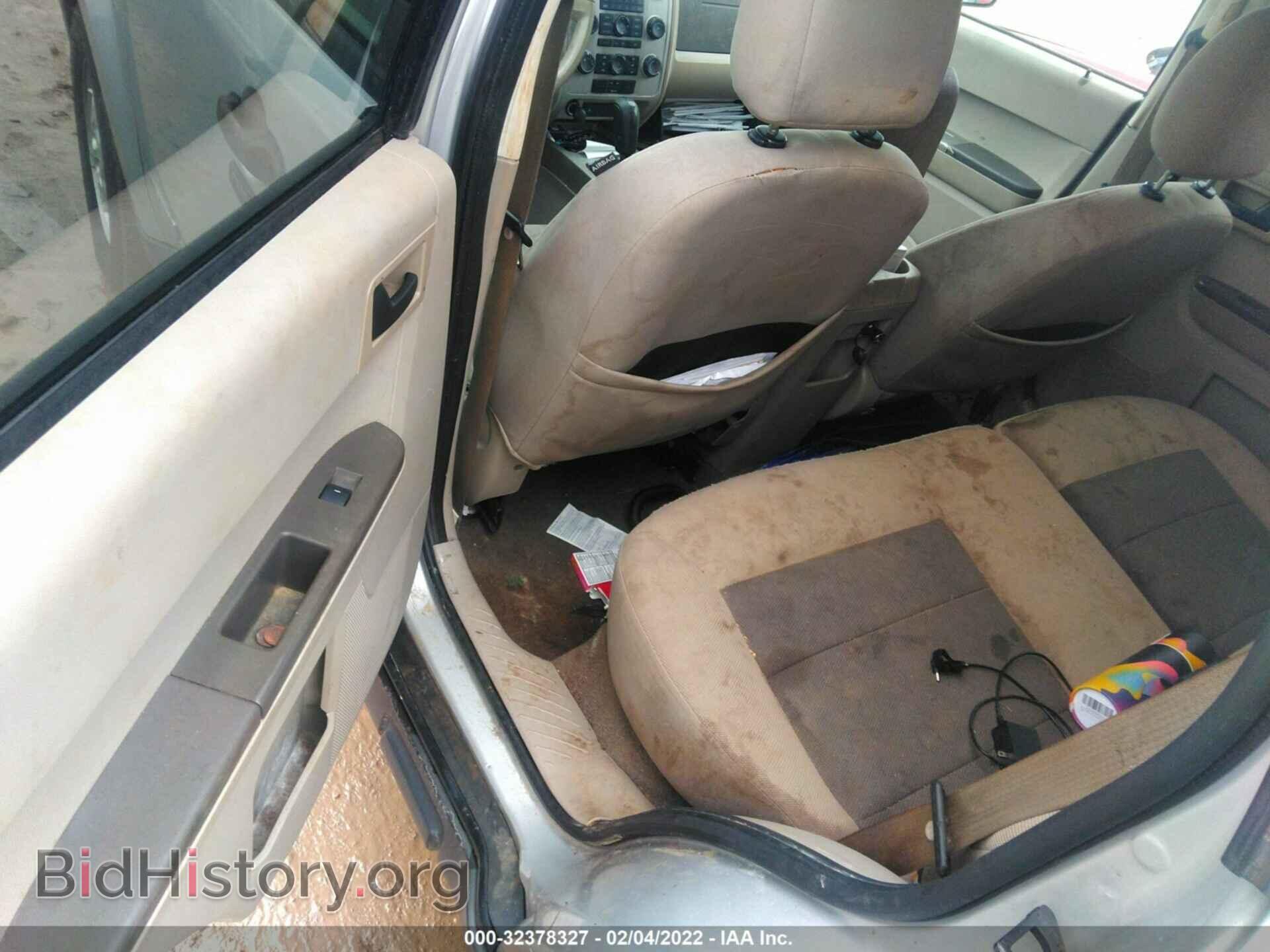 2008 FORD ESCAPE - VIN: 1FMCU03Z28KD43125 - Фото 8