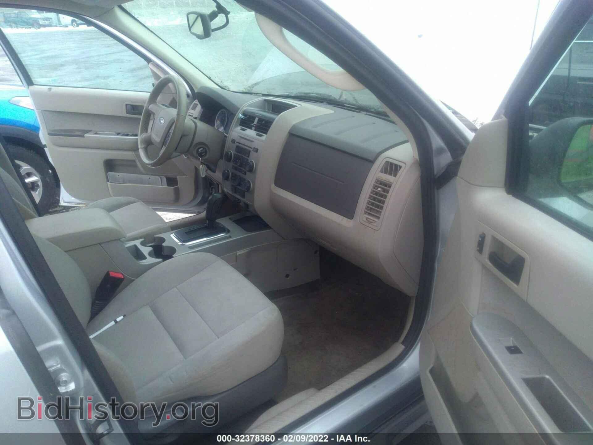 2011 FORD ESCAPE - VIN: 1FMCU9DG4BKC51863 - Фото 5