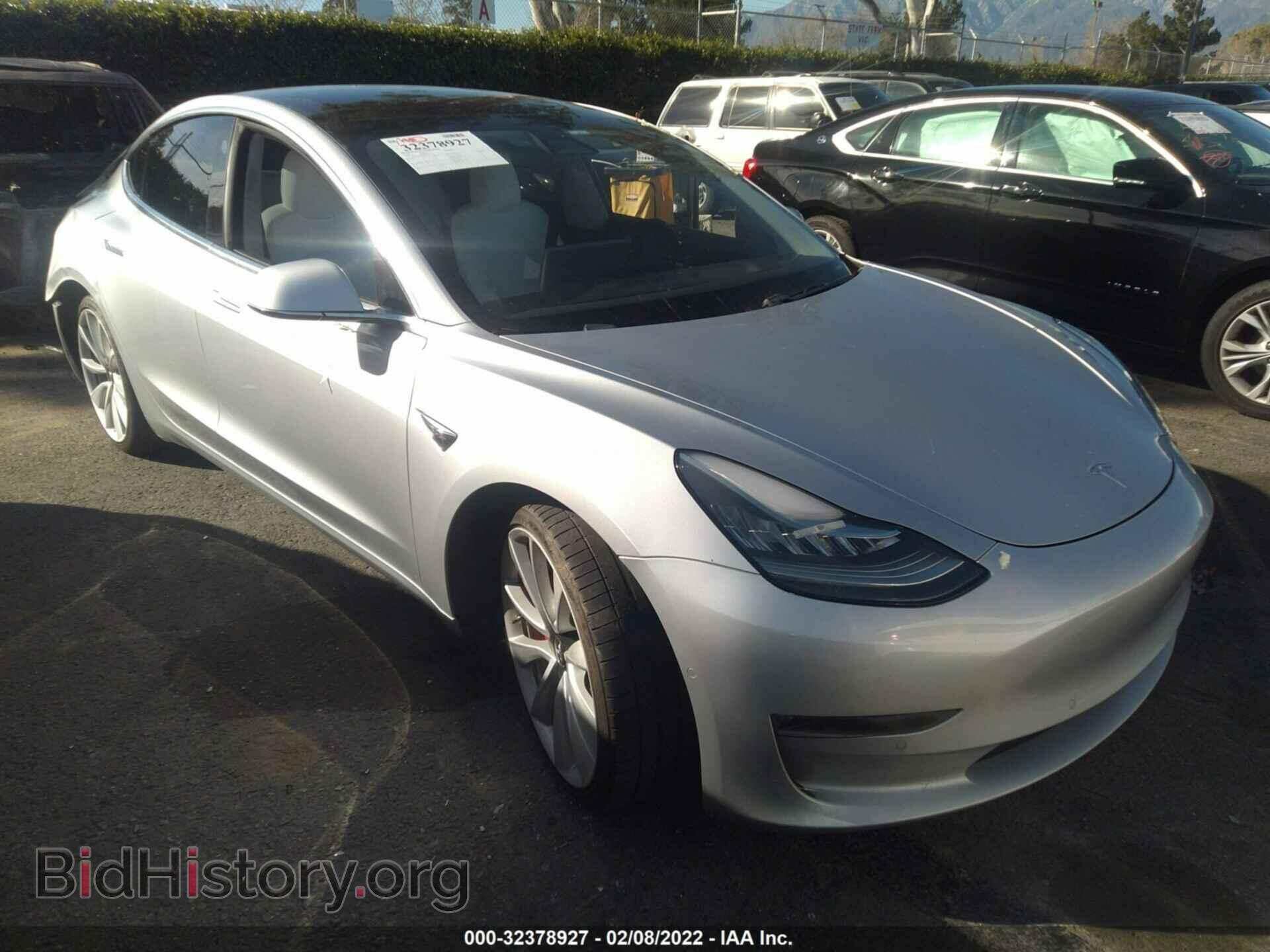 Фотография 5YJ3E1EB3JF055236 - TESLA MODEL 3 2018