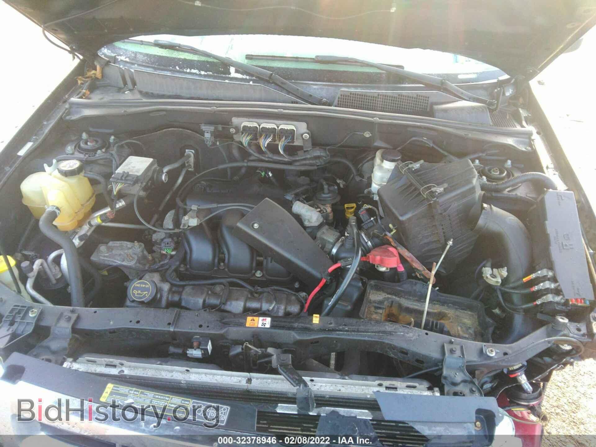 2008 FORD ESCAPE - VIN: 1FMCU93128KD31166 - Фото 10