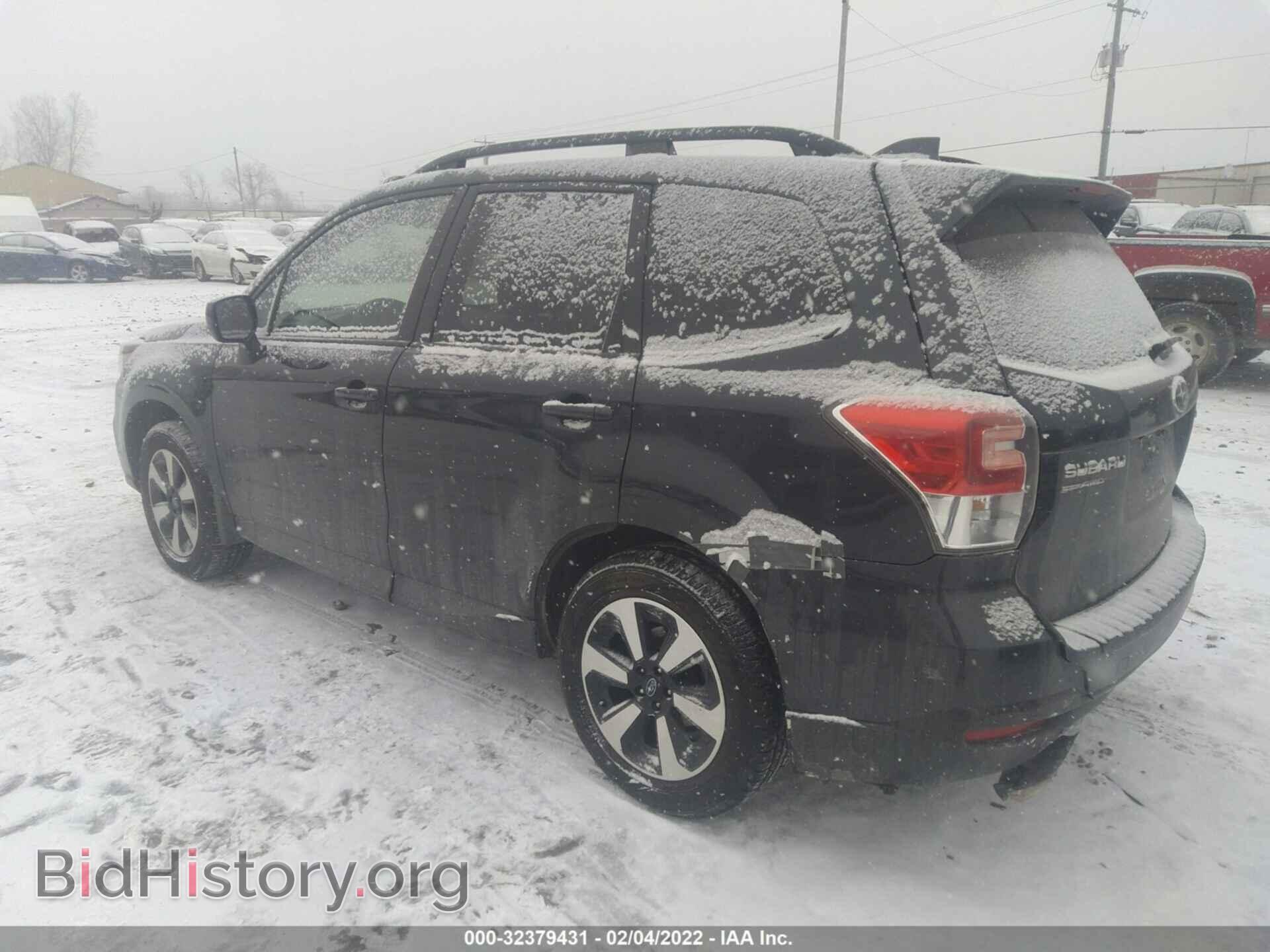 2017 SUBARU FORESTER - VIN: JF2SJAEC6HH538005 - Фото 3