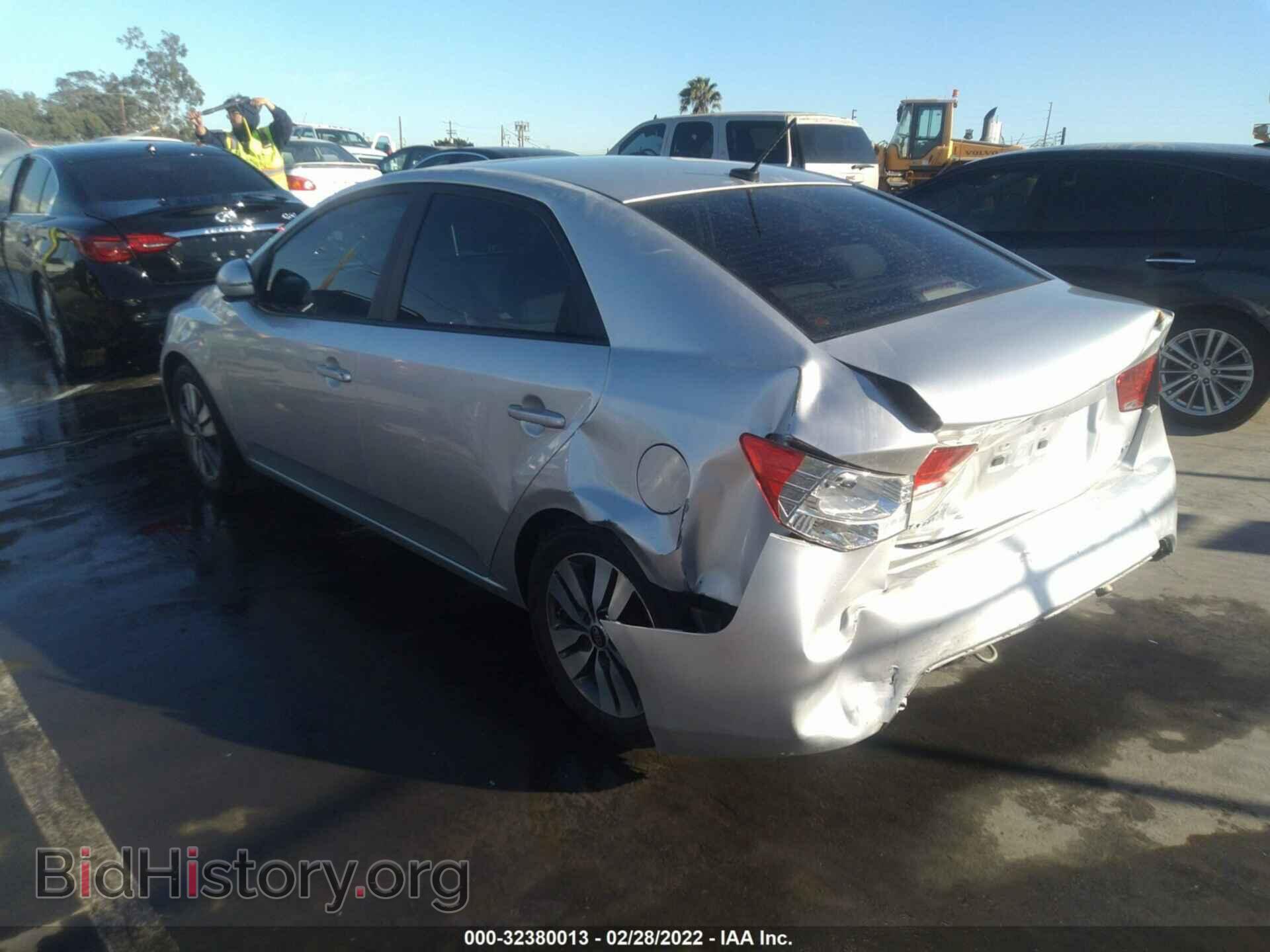 2013 KIA FORTE - VIN: KNAFU4A26D5732175 - Фото 3