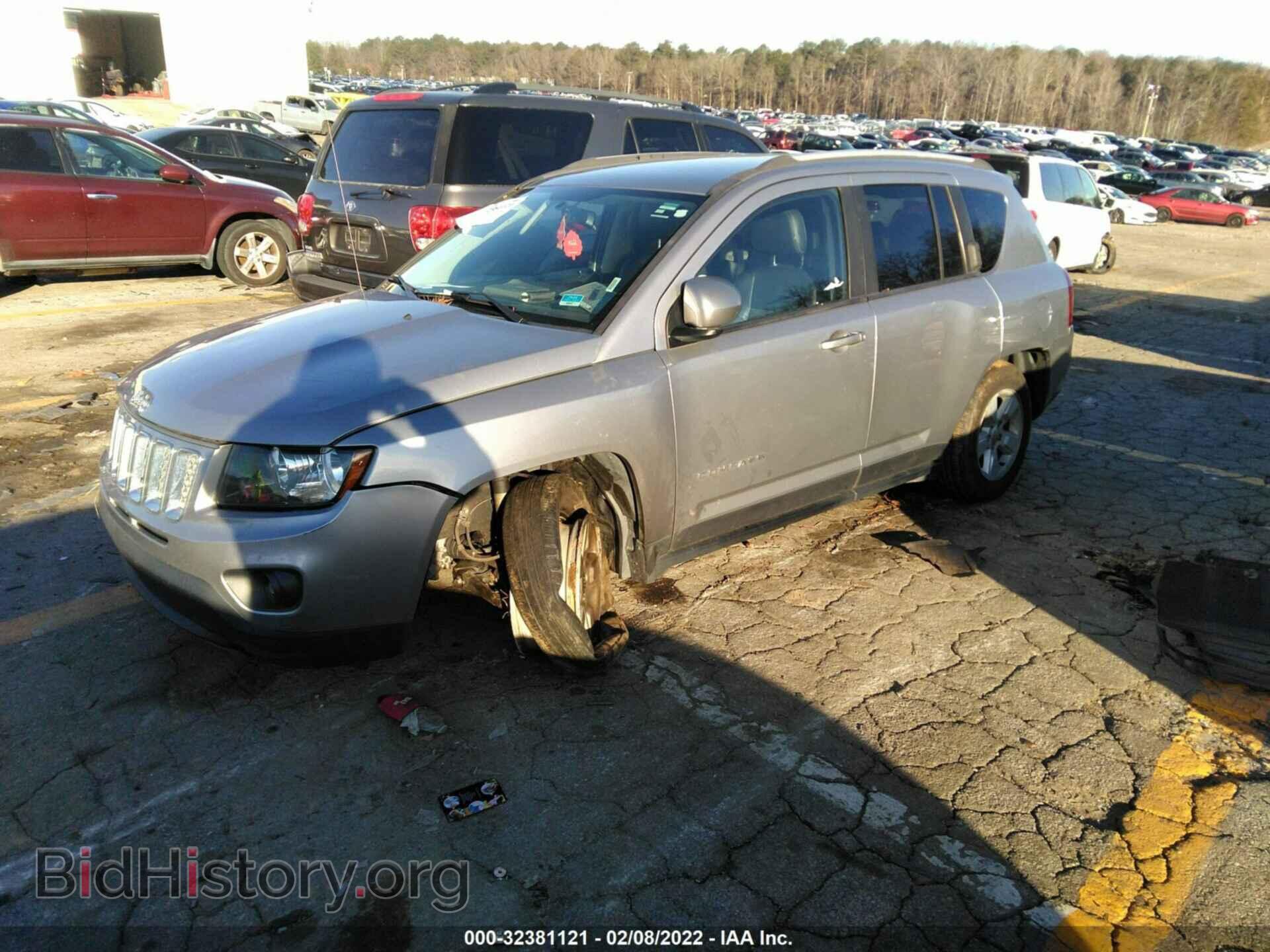 2017 JEEP COMPASS - VIN: 1C4NJCEB8HD162879 - Фото 2
