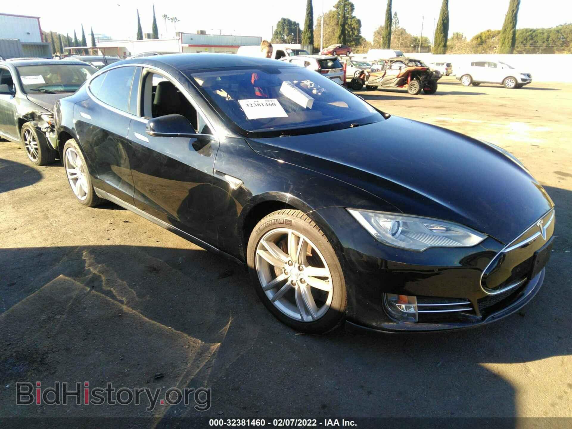 Фотография 5YJSA1S1XEFP44554 - TESLA MODEL S 2014