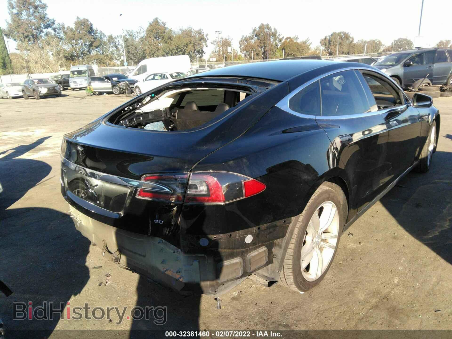 2014 TESLA MODEL S - VIN: 5YJSA1S1XEFP44554 - Photo 4