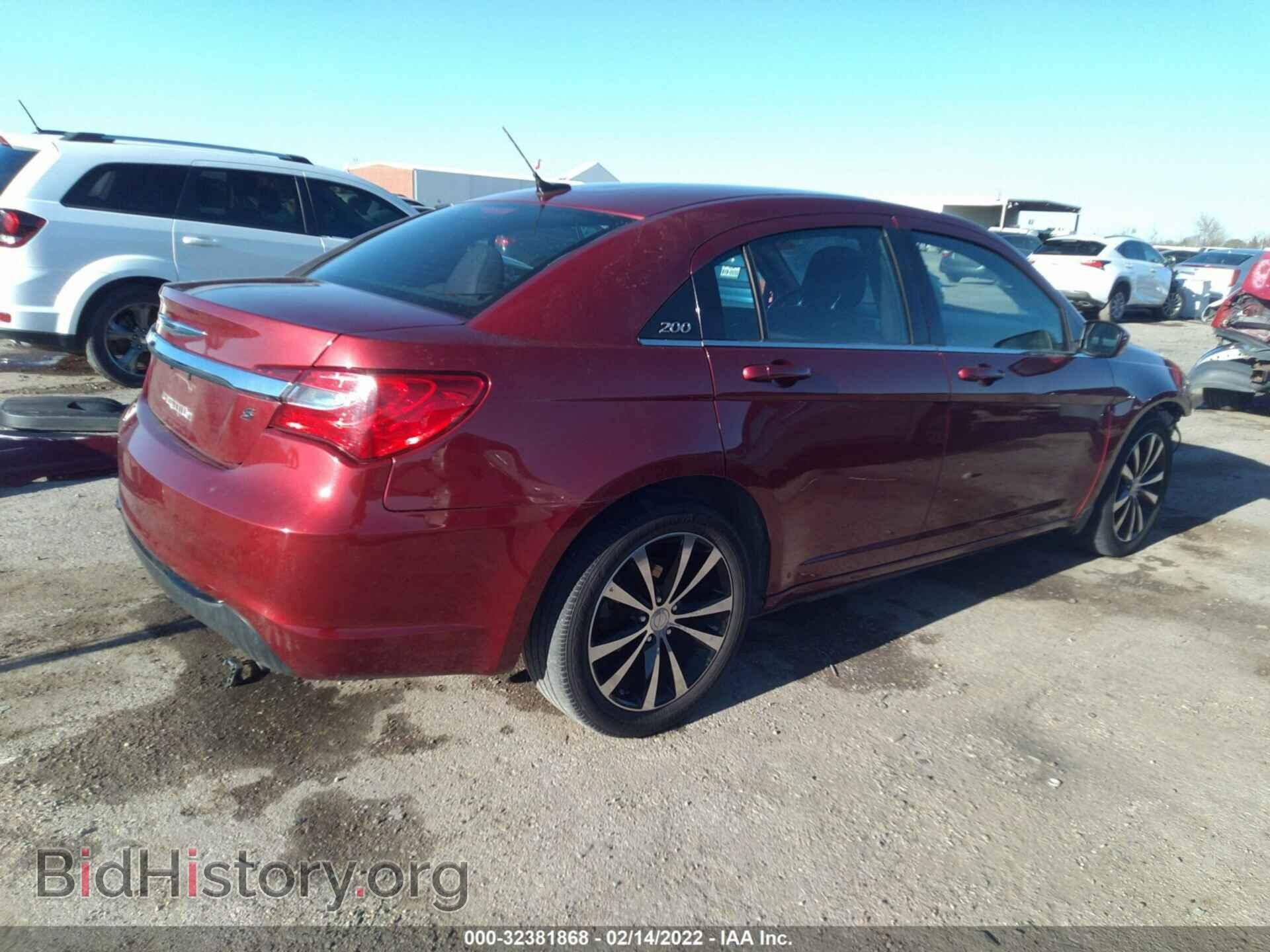 2012 CHRYSLER 200 - VIN: 1C3CCBBG2CN297844 - Фото 4